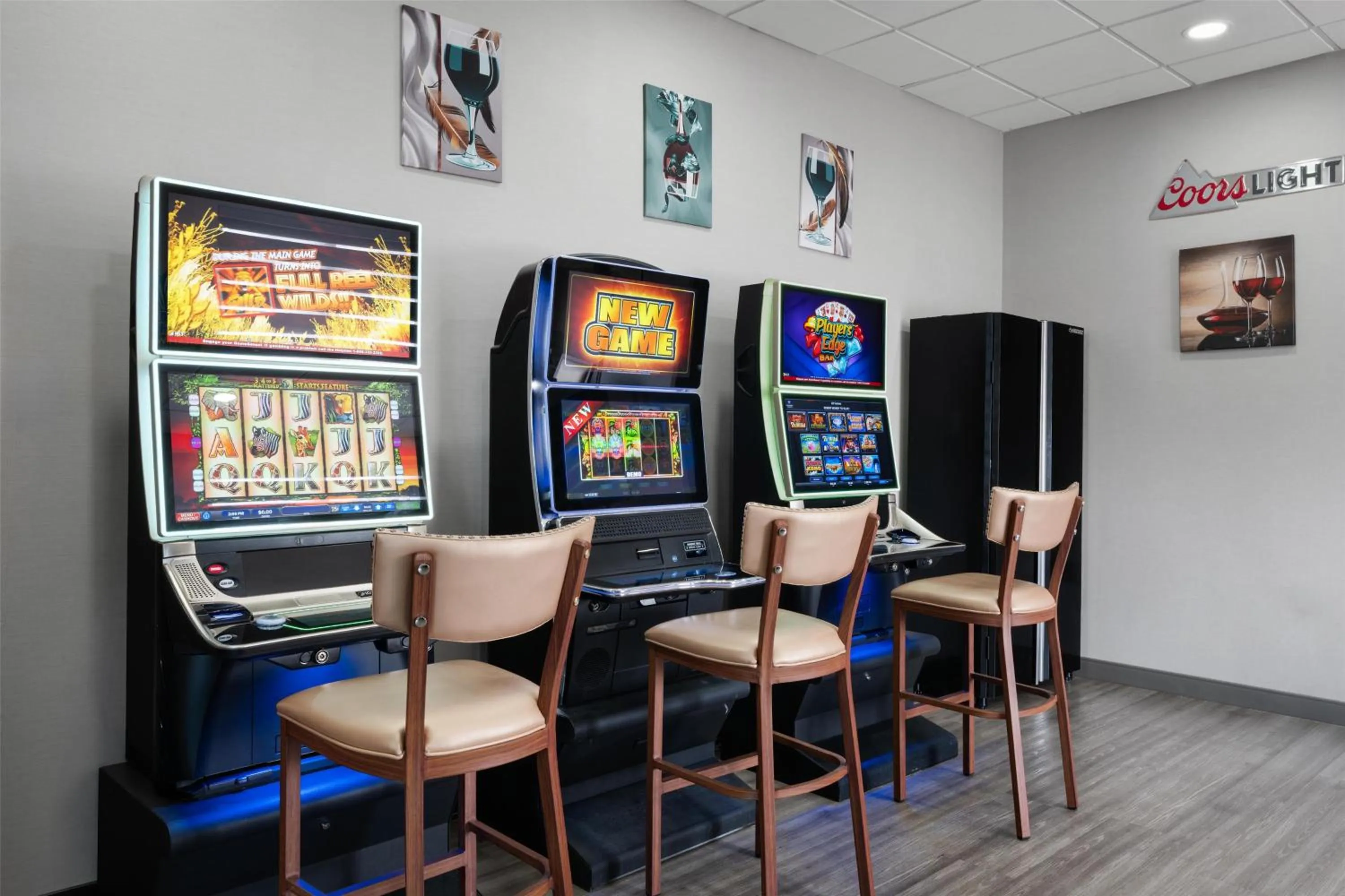 Lounge or bar in Best Western Premier Executive Residency Medicine Hat