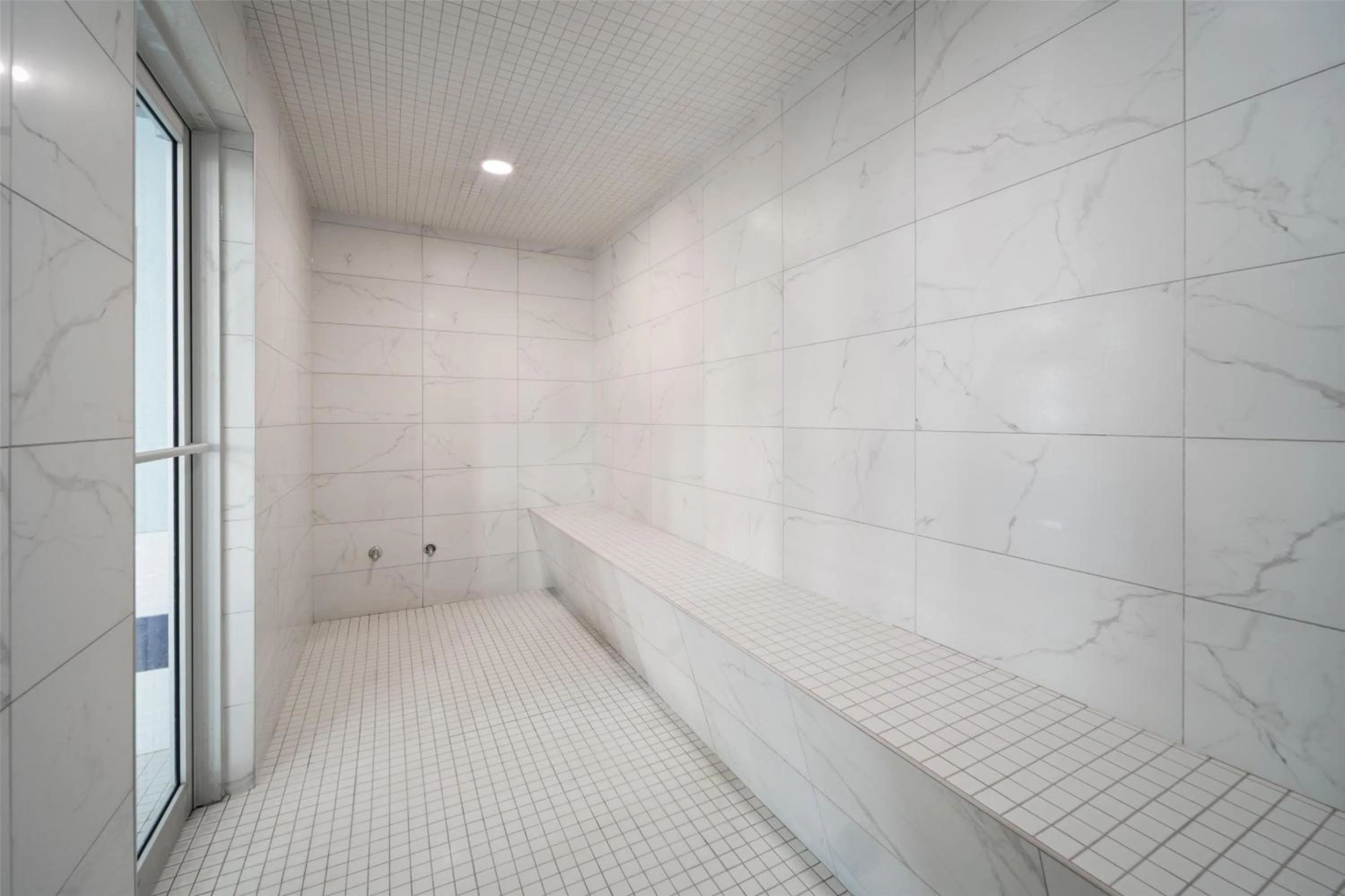 Property building in Best Western Premier Executive Residency Medicine Hat