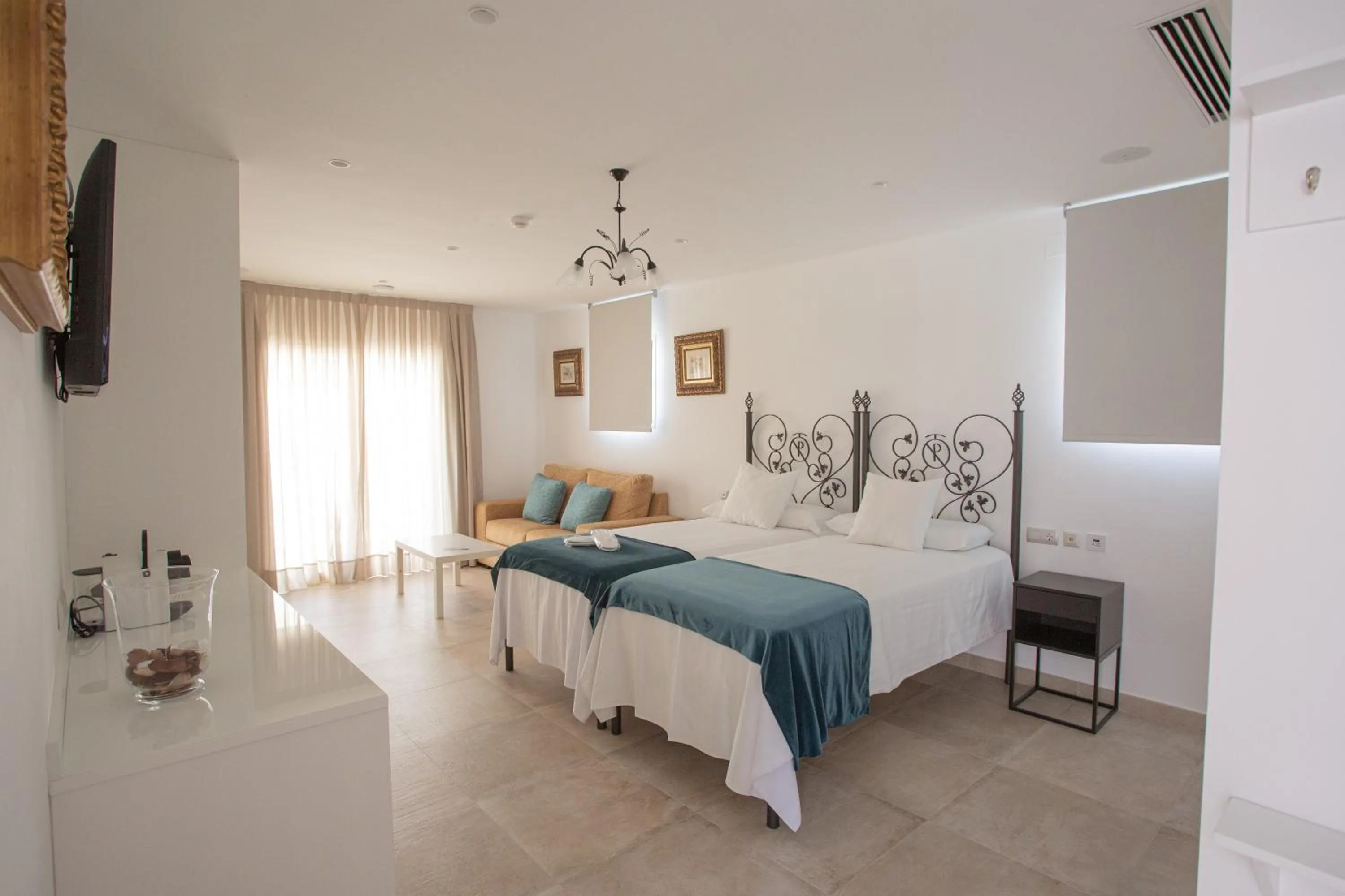 Bed in El Tesorillo II