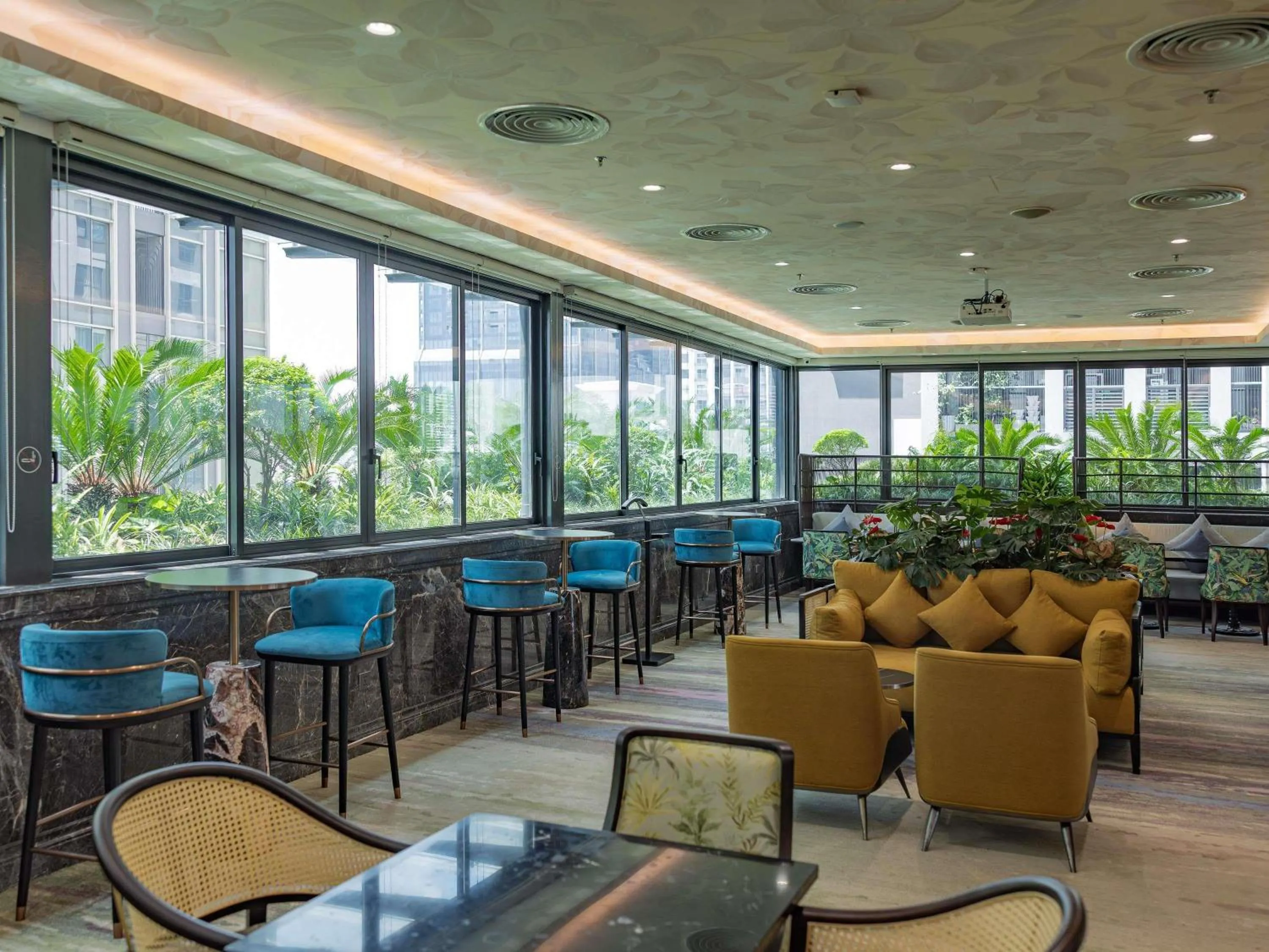 Restaurant/places to eat in Mövenpick Living West Hanoi