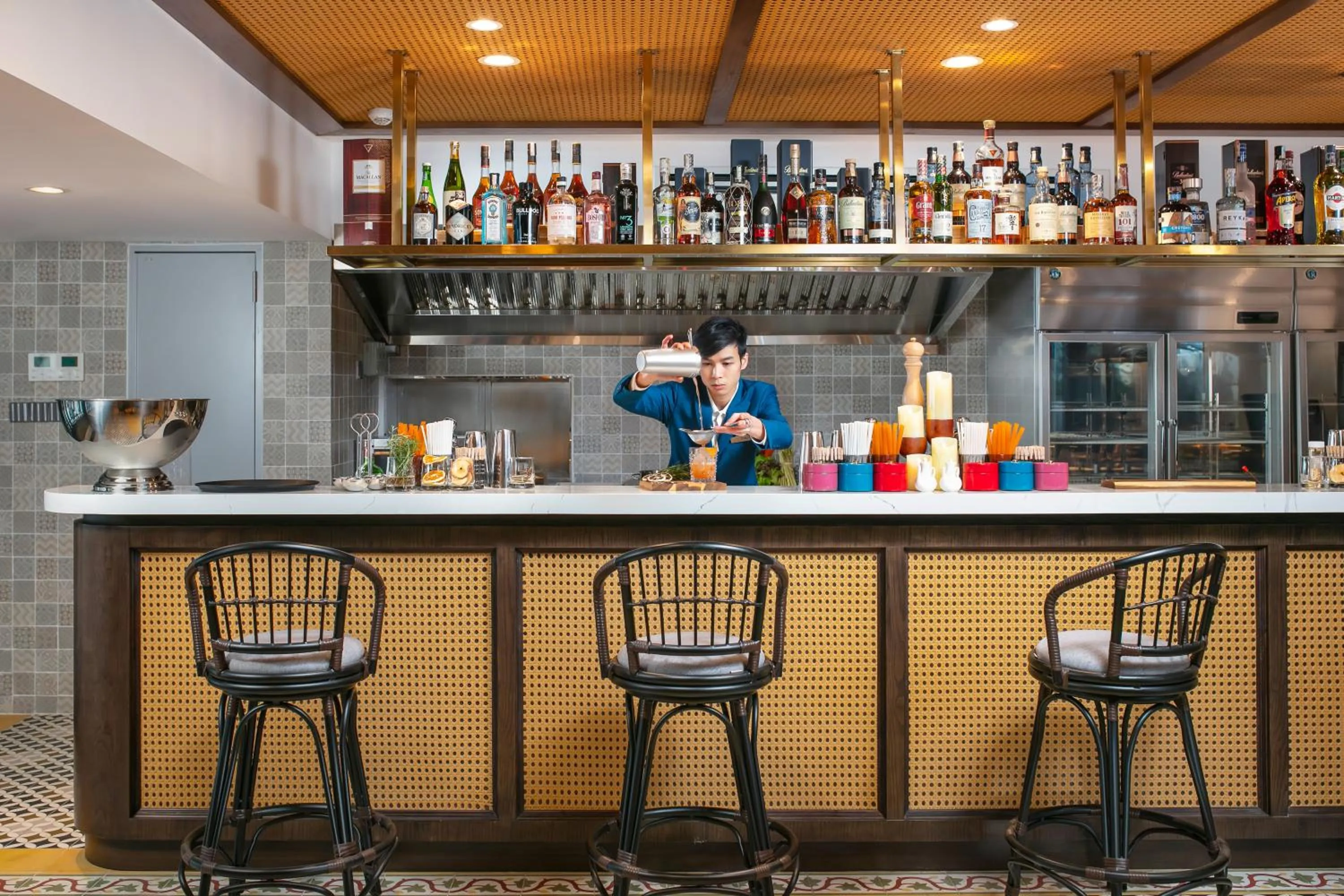 Lounge or bar in Mövenpick Living West Hanoi