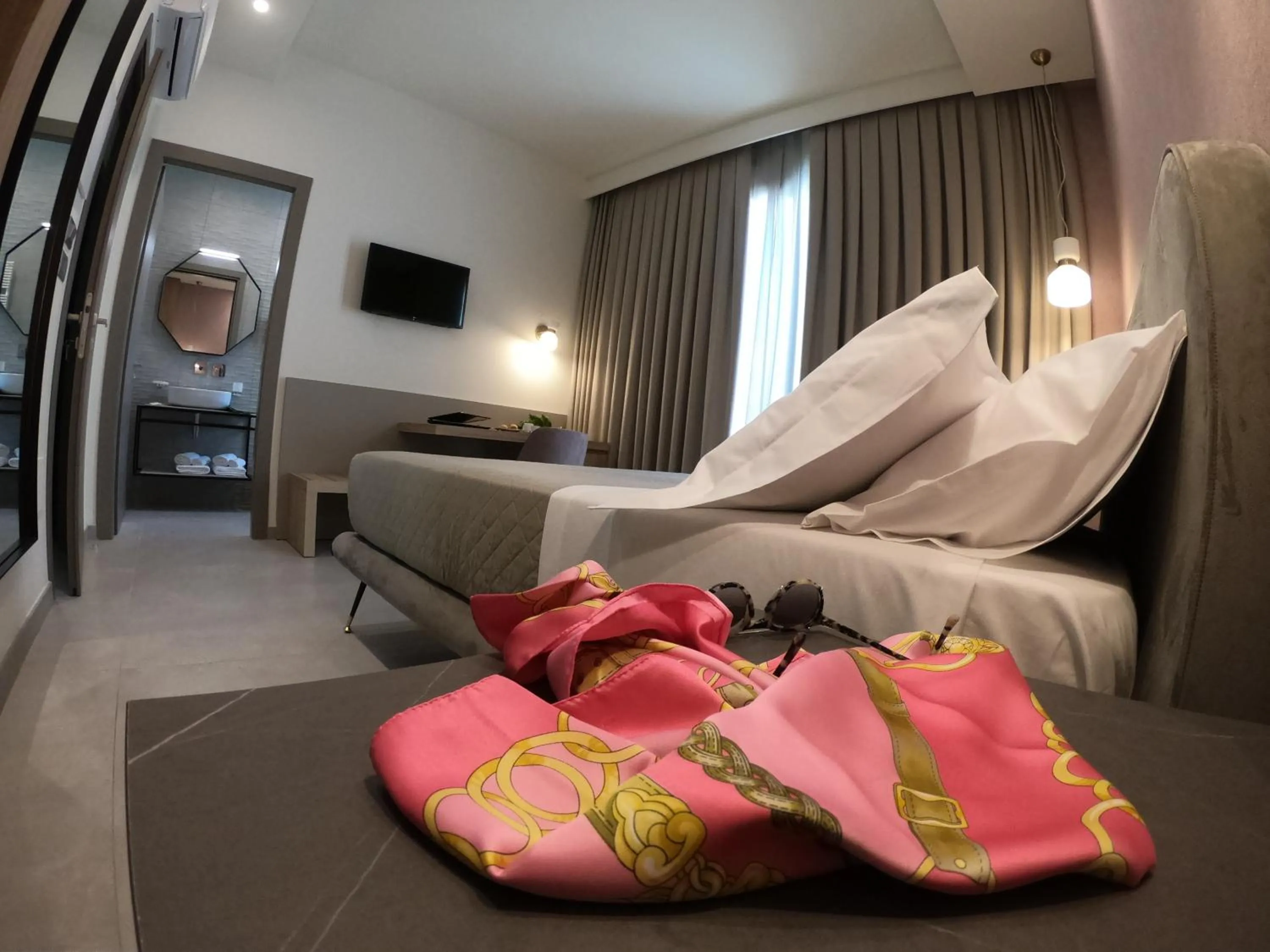 Bed in 11 Catalani Rooms