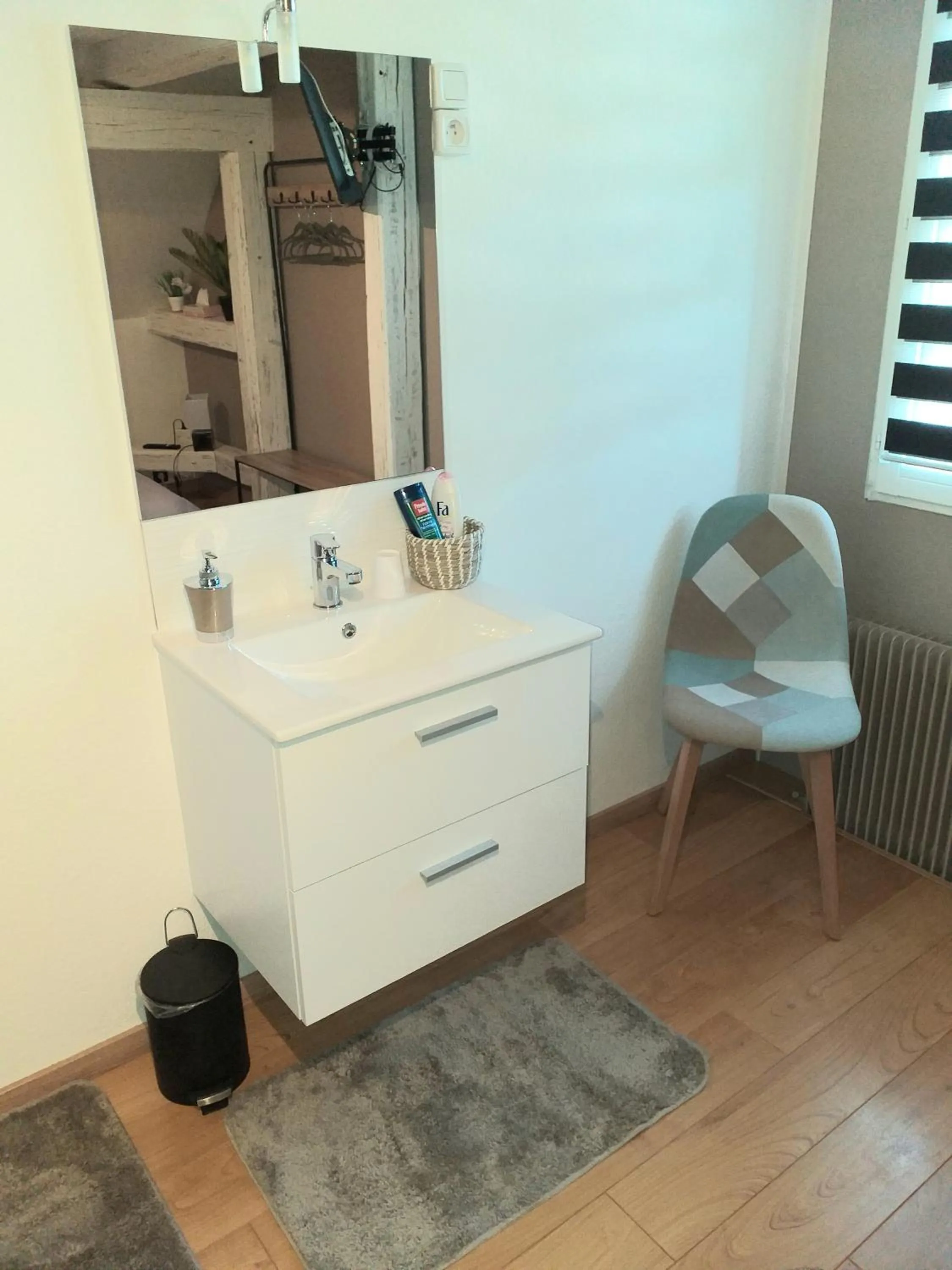 Bathroom in Moderne Home original design