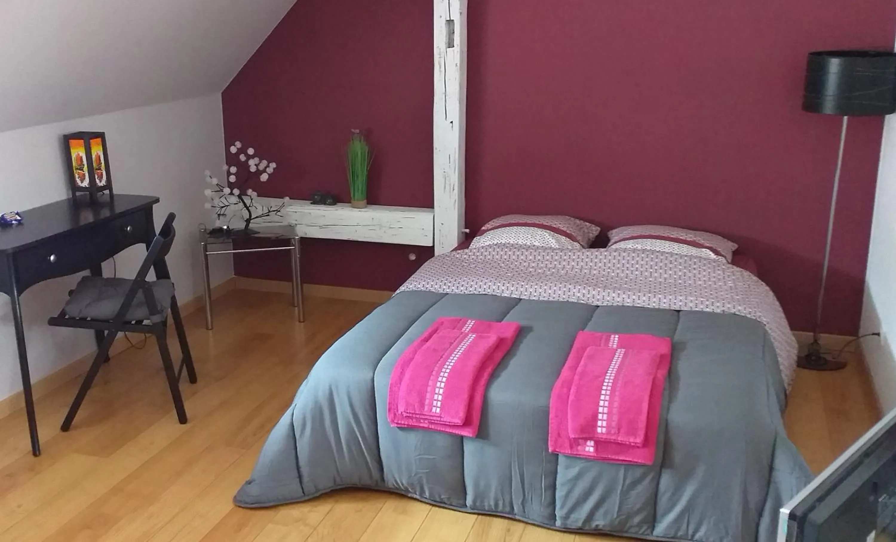 Bed in Moderne Home original design