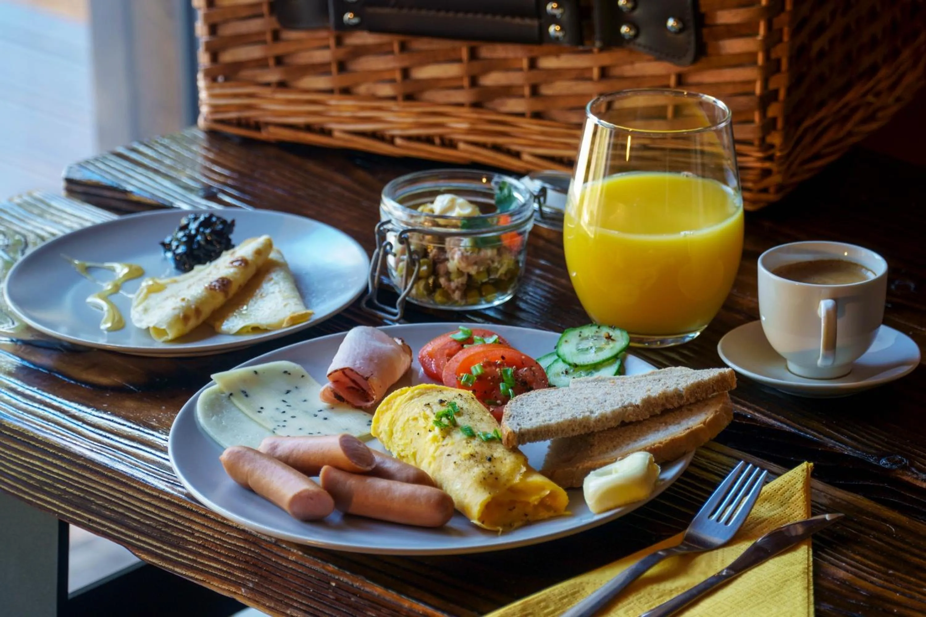 Food and drinks in Novosiele Lifestyle Apartments - nad górską rzeką - Strefa relaksu sauna jacuzzi - Bieszczady