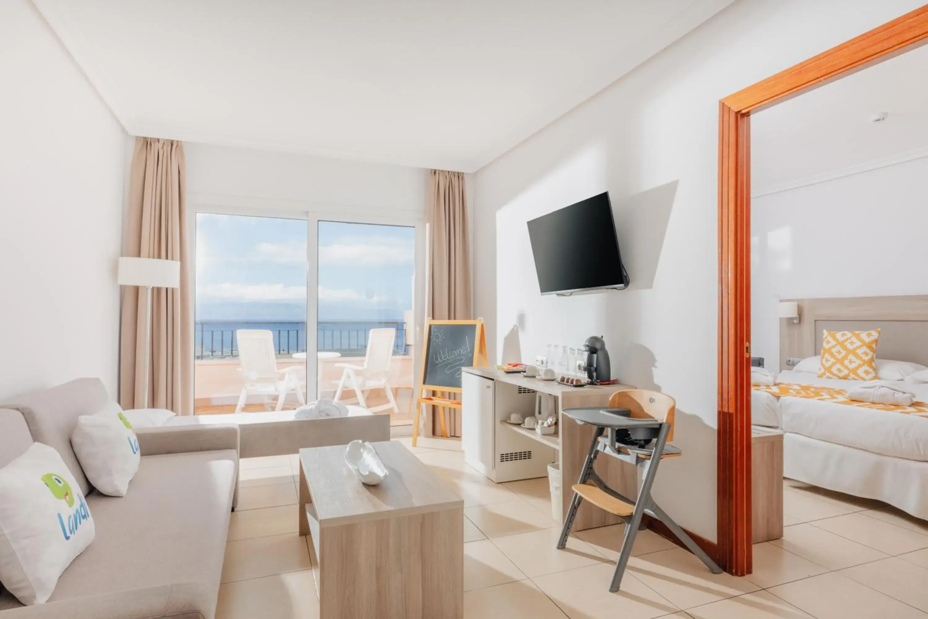 Bed in Landmar Costa los Gigantes Family Resort Bed in Landmar Costa los Gigantes Family Resort