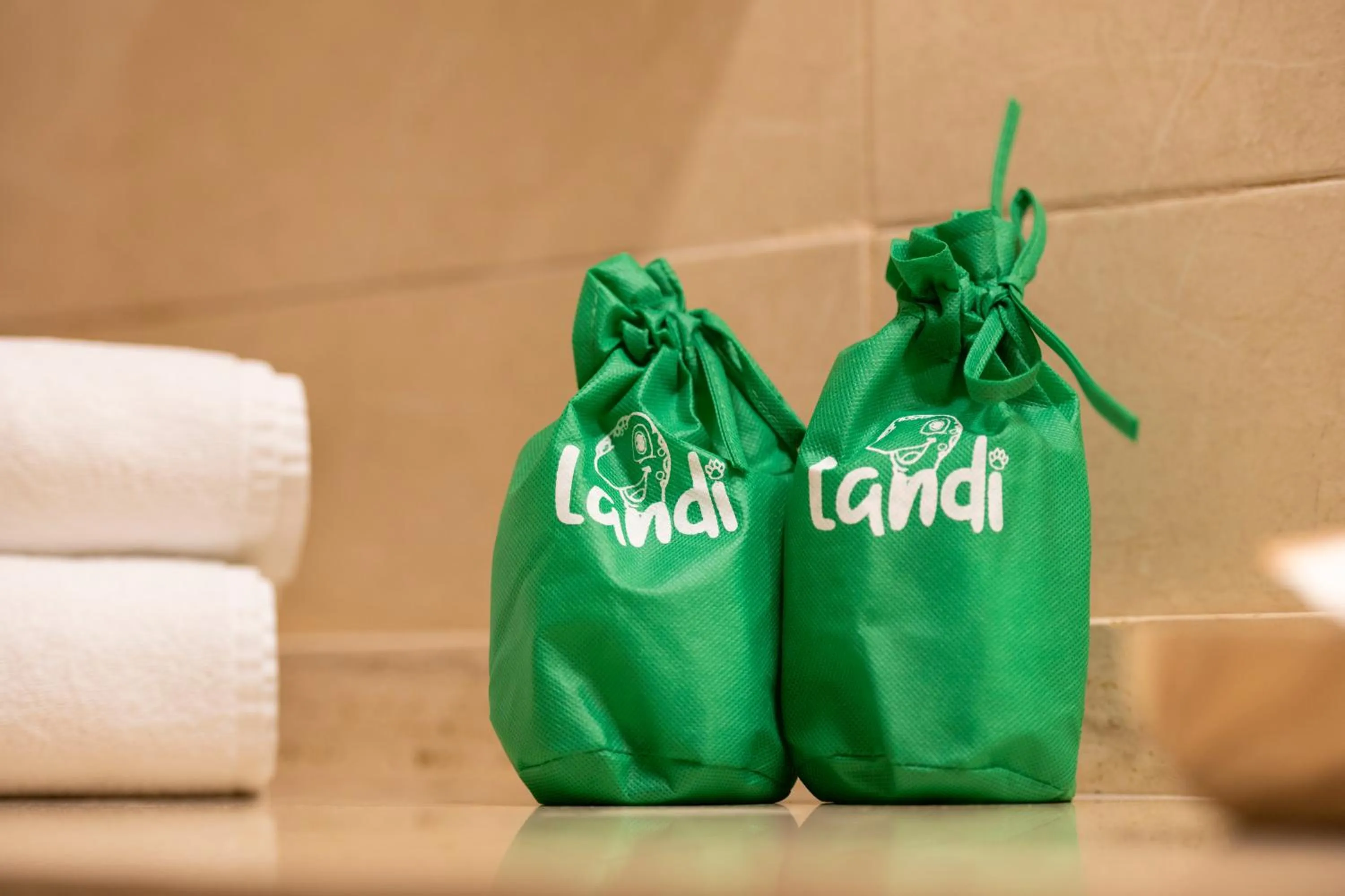 Bathroom in Landmar Costa los Gigantes Family Resort