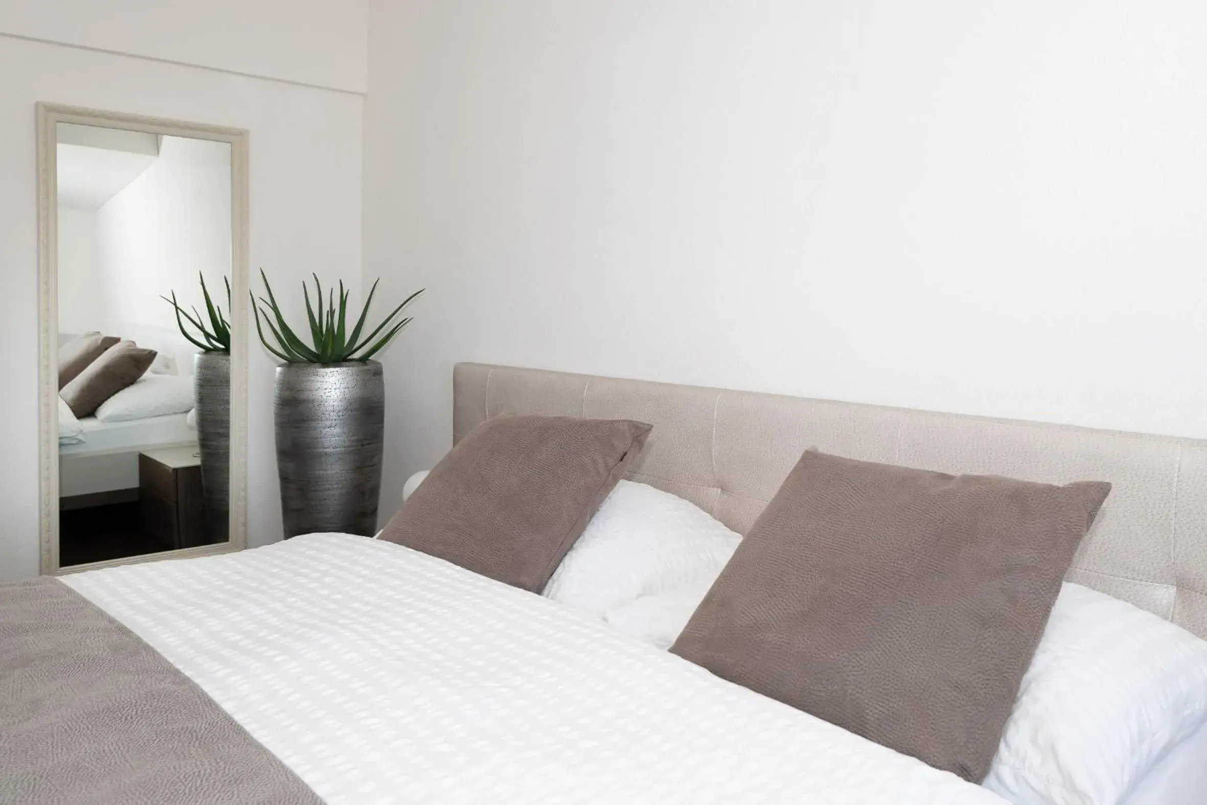 Suite with Balcony in Hotel Roggerli Suite with Balcony in Hotel Roggerli