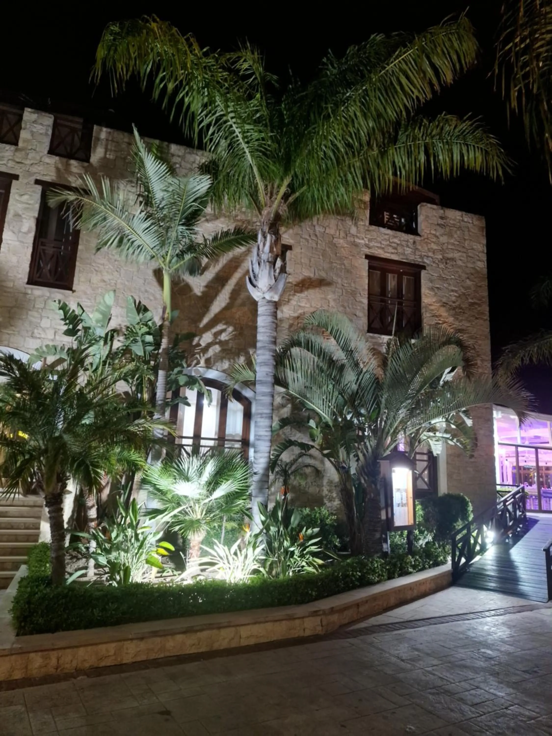 Property building in Y & P LATCHI HOTEL