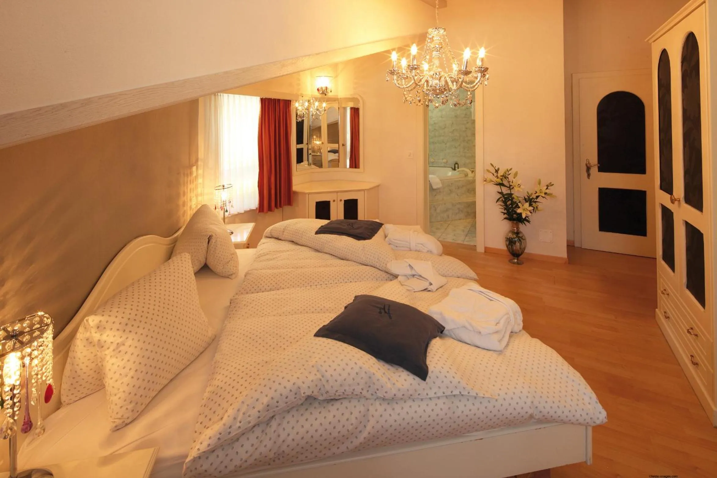 Bedroom, Bed in Wellness Spa Pirmin Zurbriggen