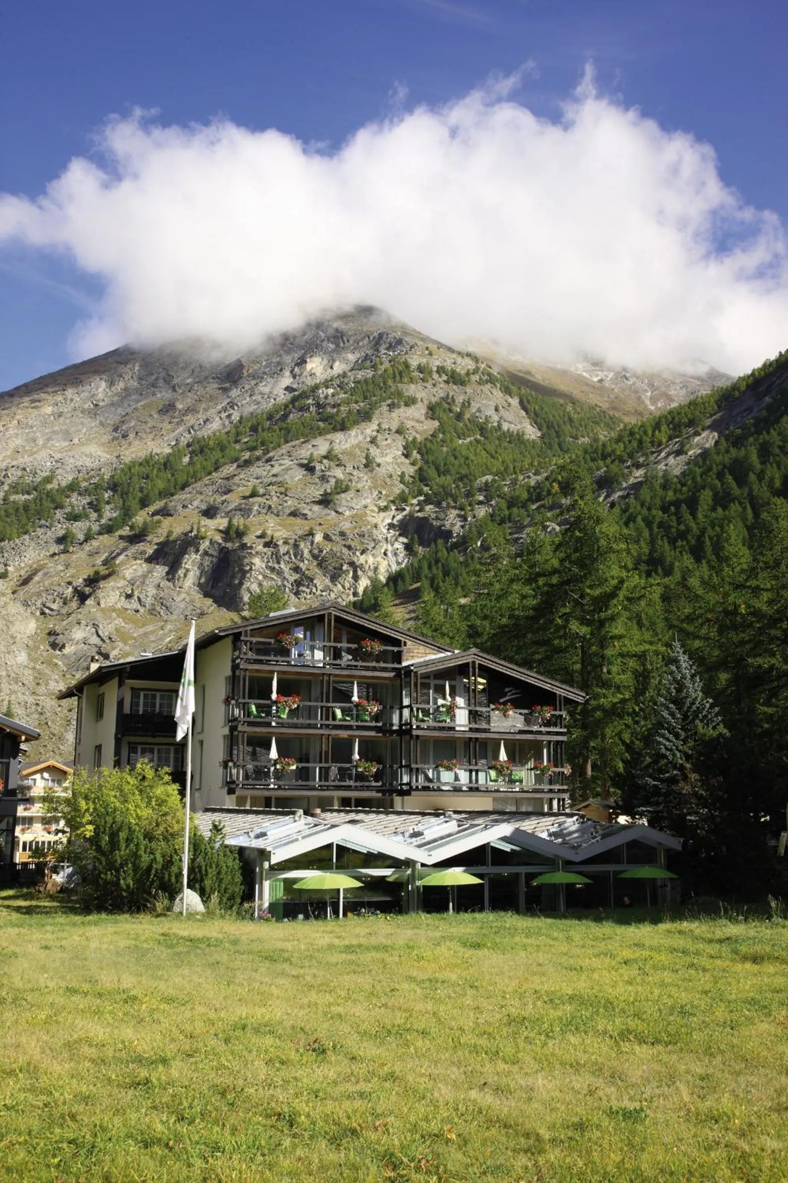 Area and facilities in Wellness Spa Pirmin Zurbriggen