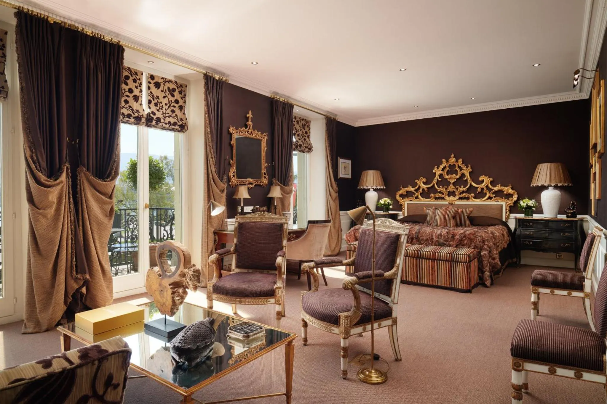 Bedroom in Hotel d'Angleterre