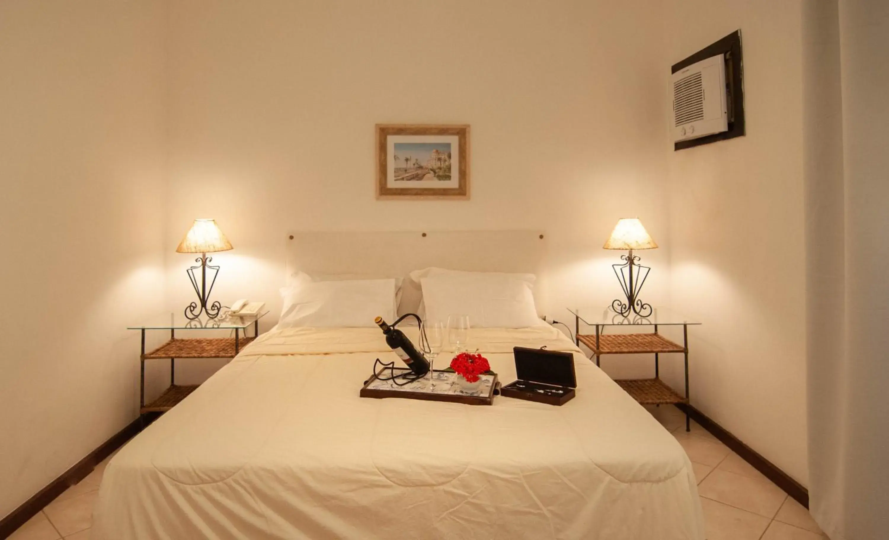 Bed in Hotel Cave do Sol Bed in Hotel Cave do Sol