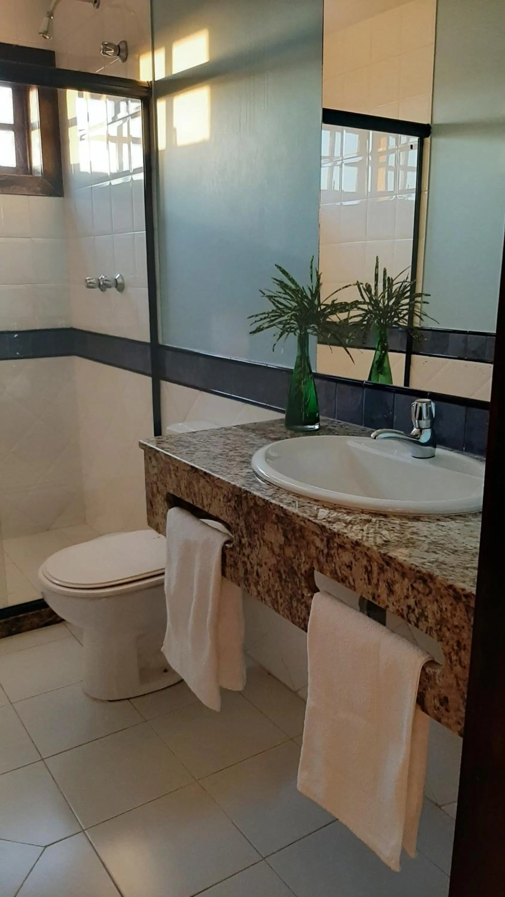 Bathroom in Hotel Cave do Sol