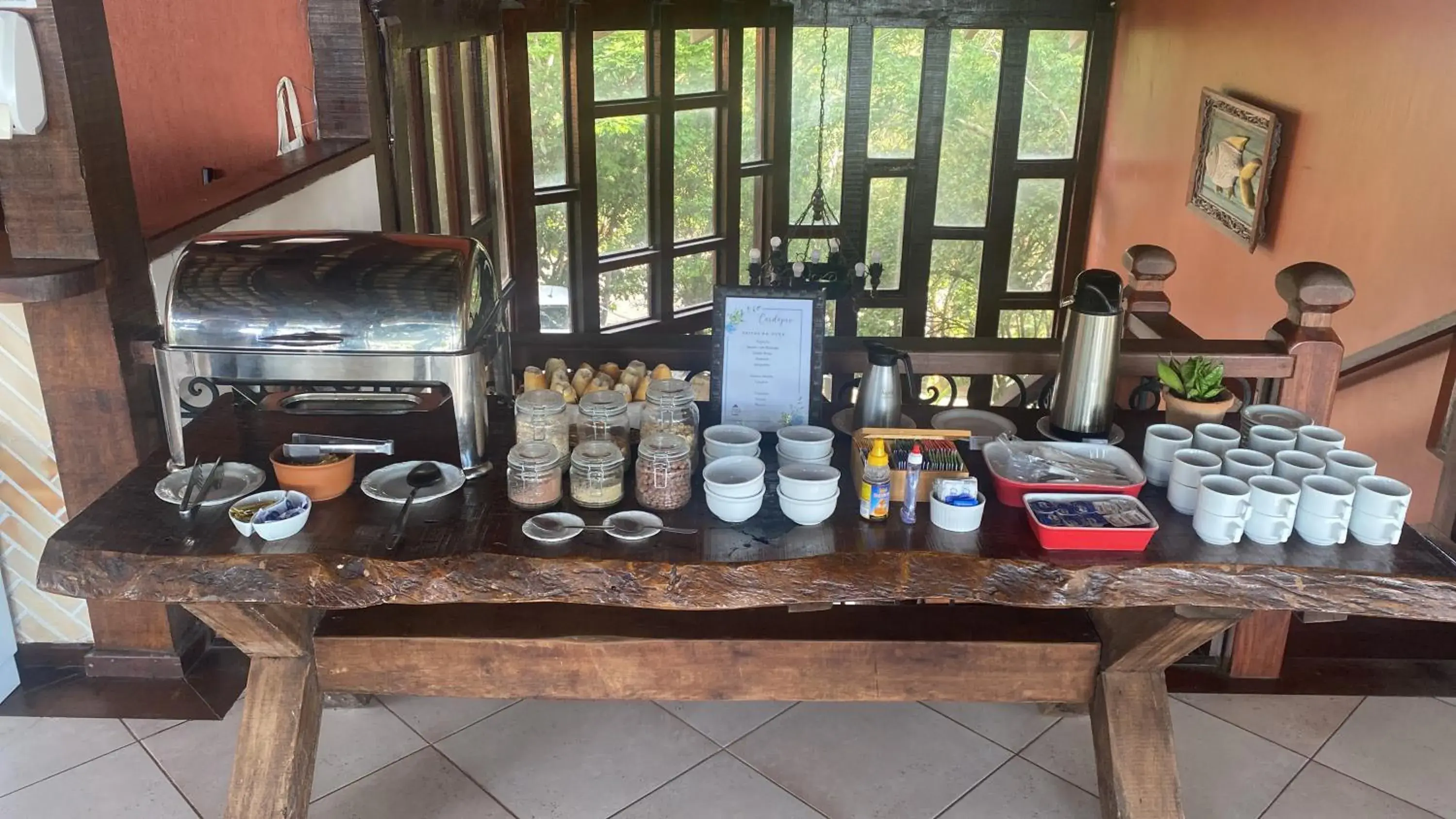 Food and drinks in Hotel Cave do Sol Food and drinks in Hotel Cave do Sol