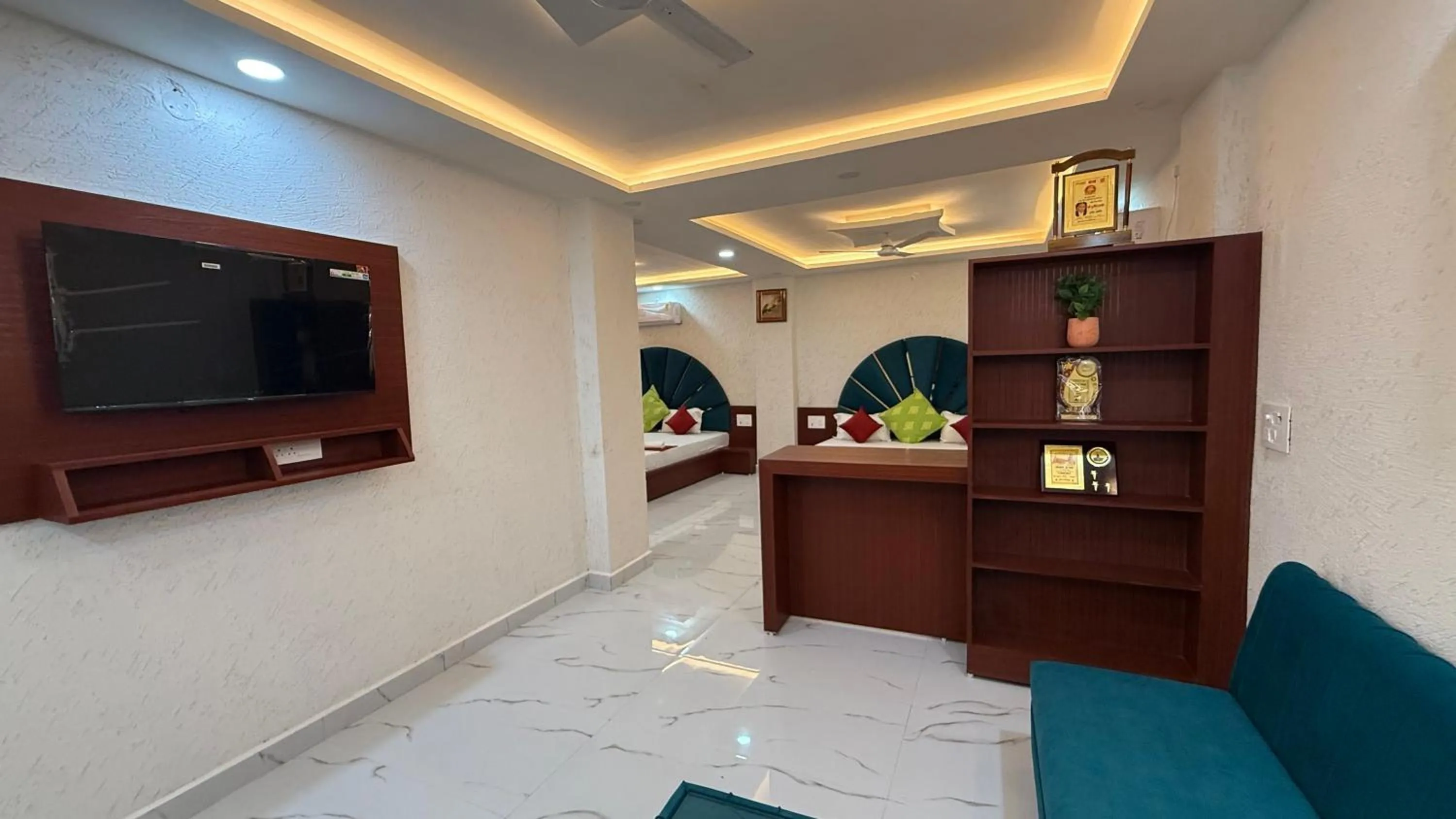 TV and multimedia in Bundeli Farm Resort & Banquet Orchha