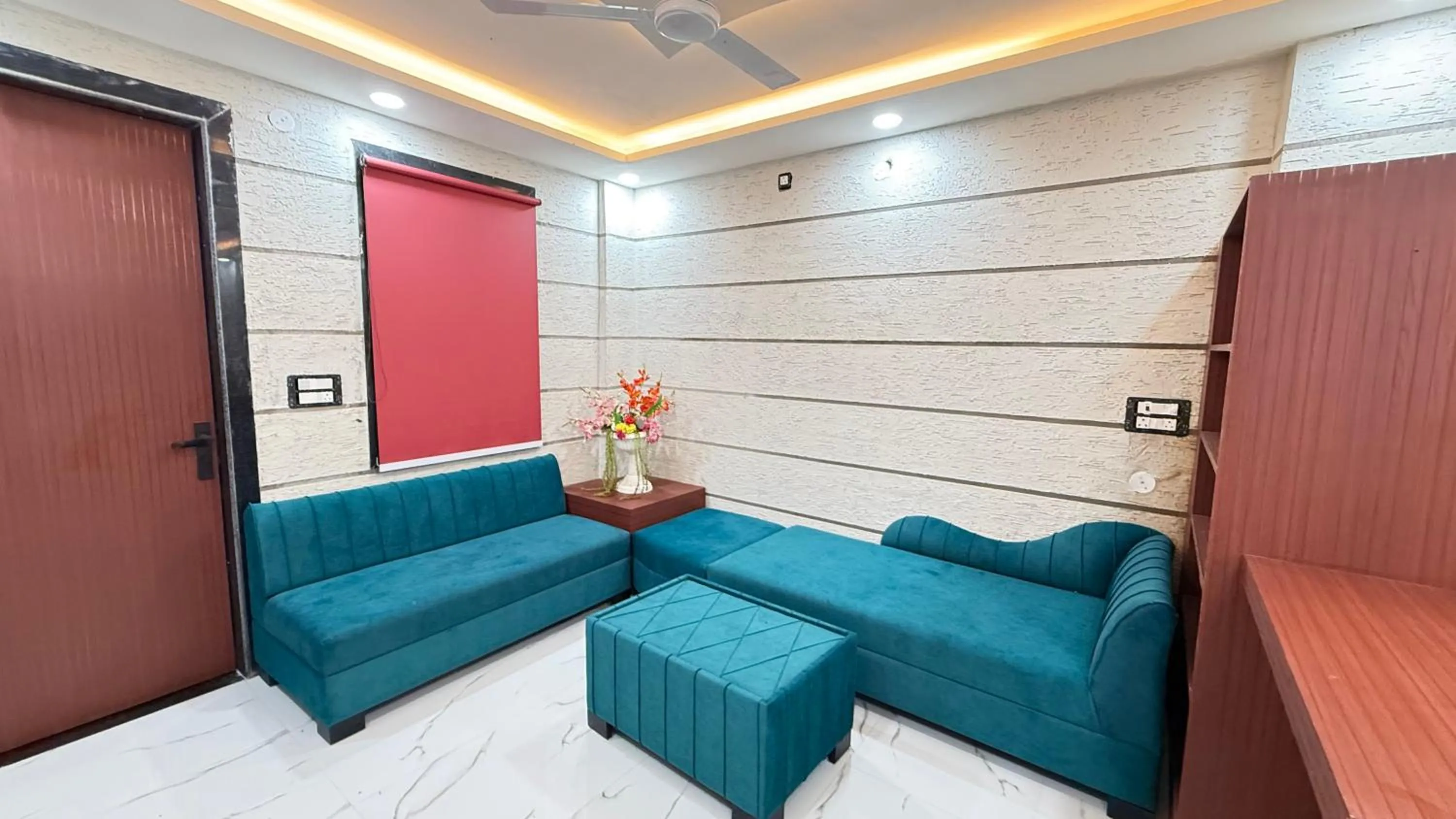 Living room in Bundeli Farm Resort & Banquet Orchha