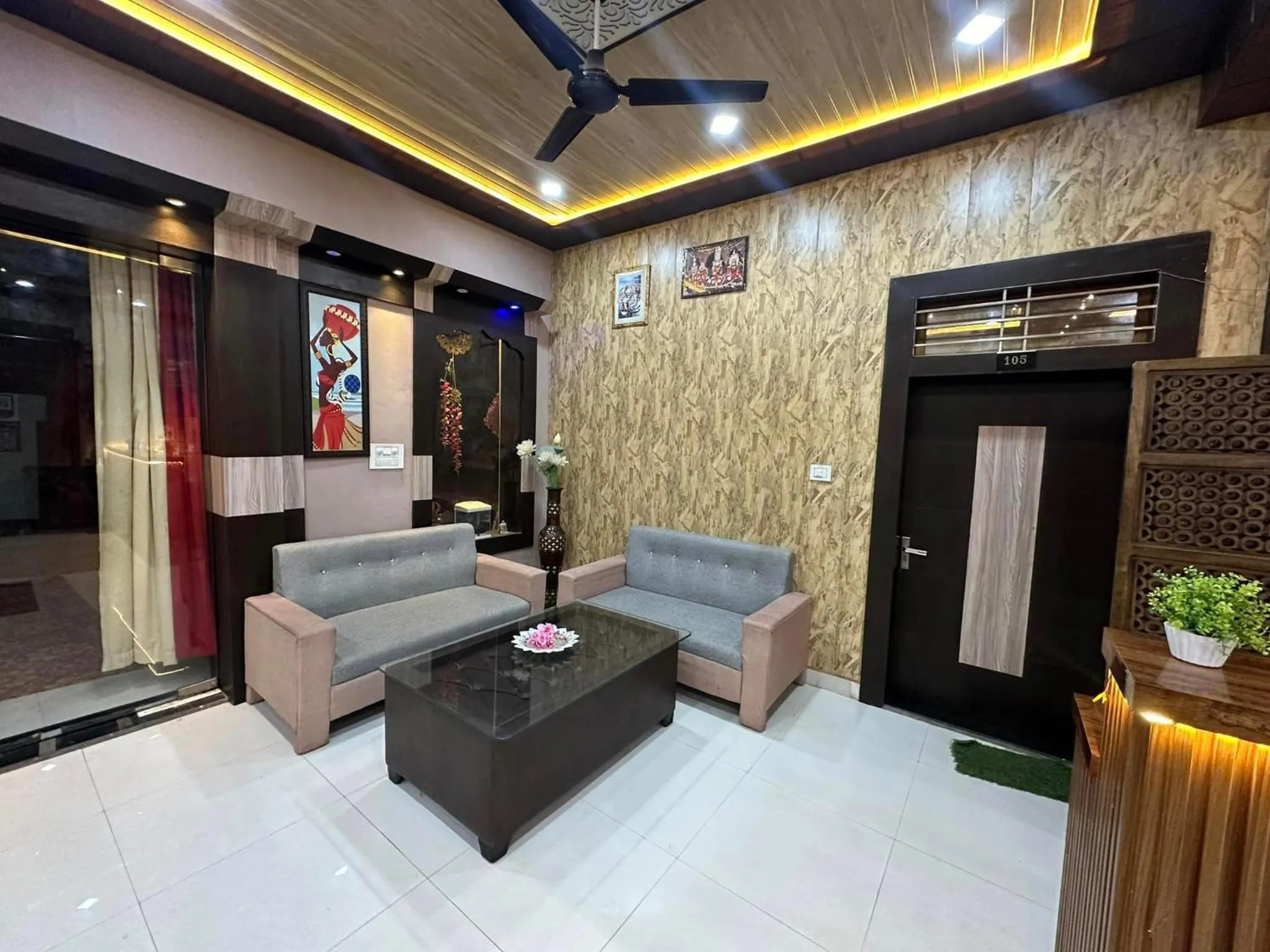 Living room in Bundeli Farm Resort & Banquet Orchha