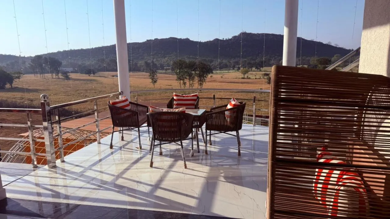 Bundeli Farm Resort & Banquet Orchha