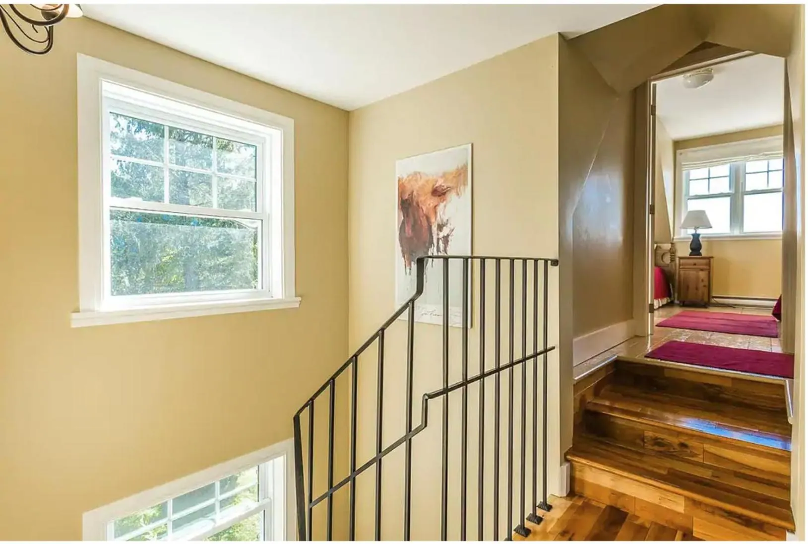 Bed in North House - Lovely Lac-Brome 3 Bedroom Lakefront Cottage