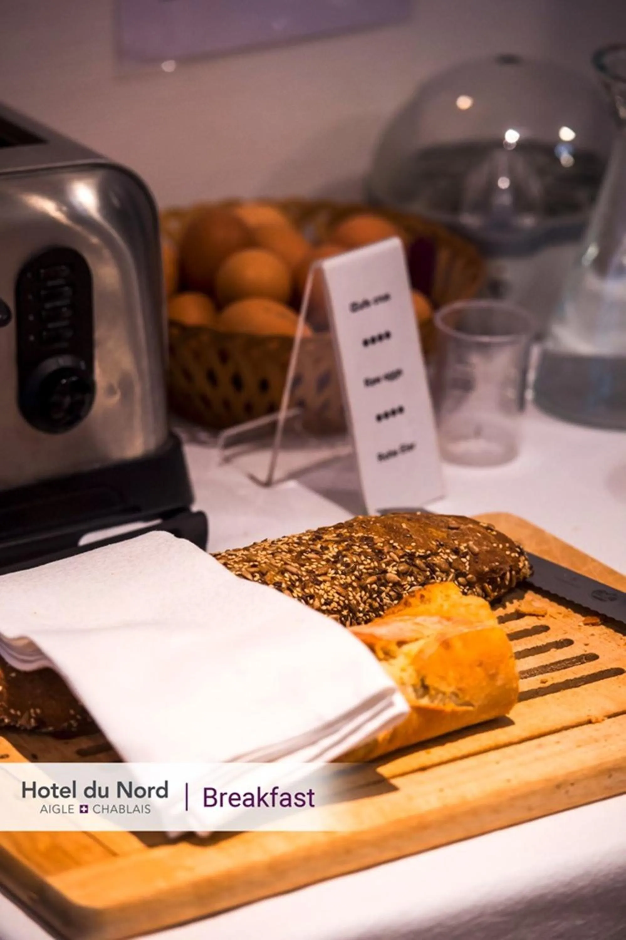 Restaurant/places to eat in Hotel Du Nord