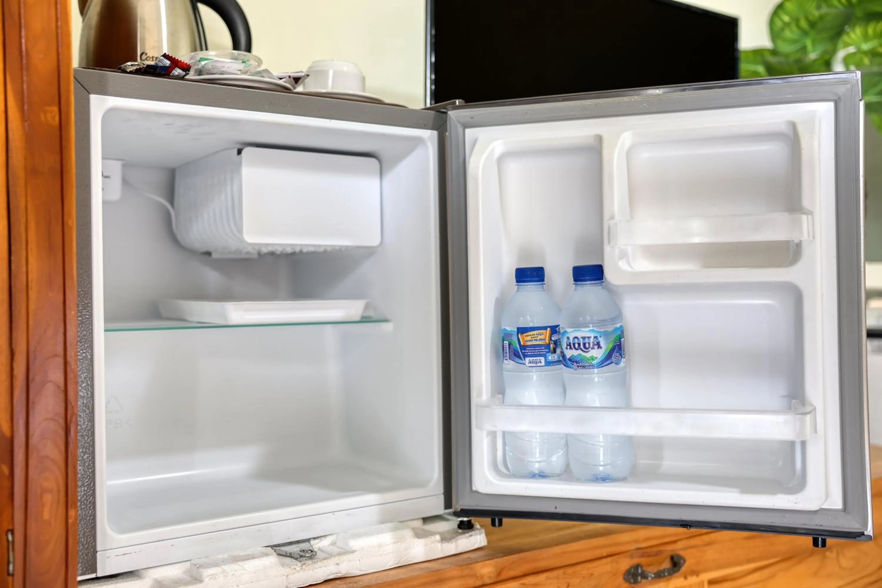 minibar in RR Cottage