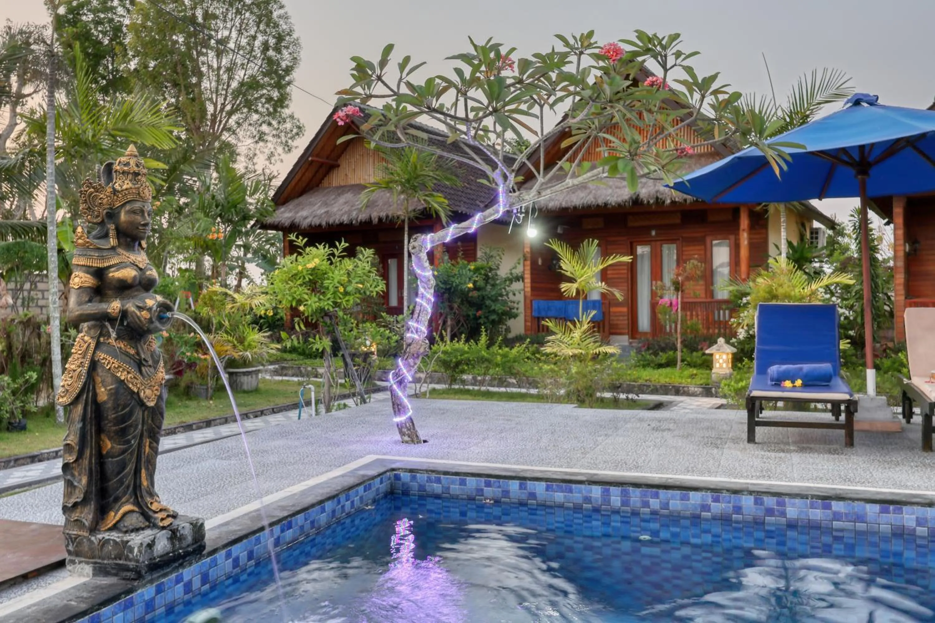 Swimming pool in RR Cottage