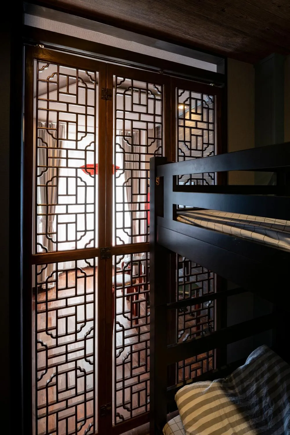 Photo of the whole room, Bed in Room Inn Shanghai 横浜中華街 Room 2