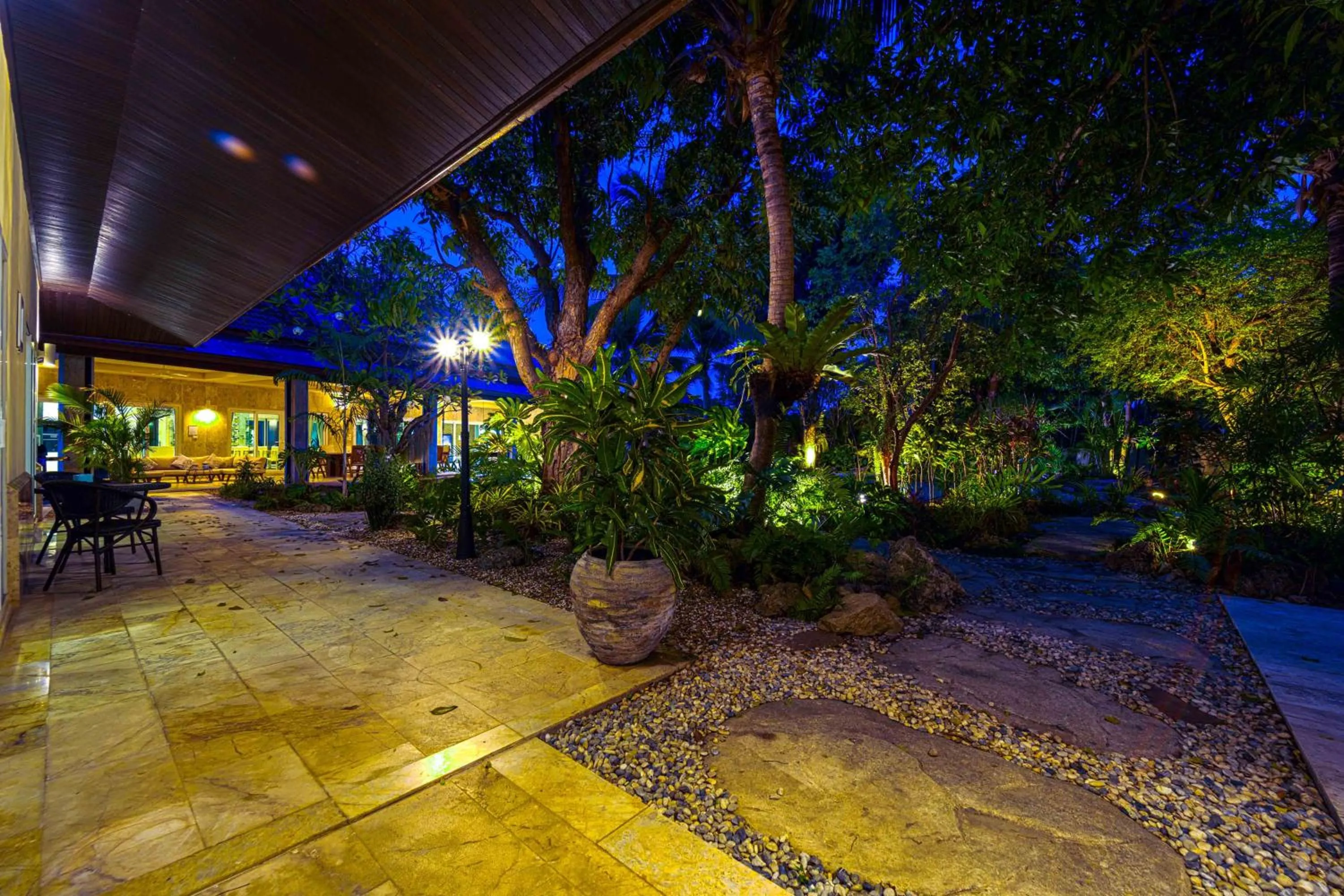 6 Bedroom Luxury Villa on Golf Course PH125