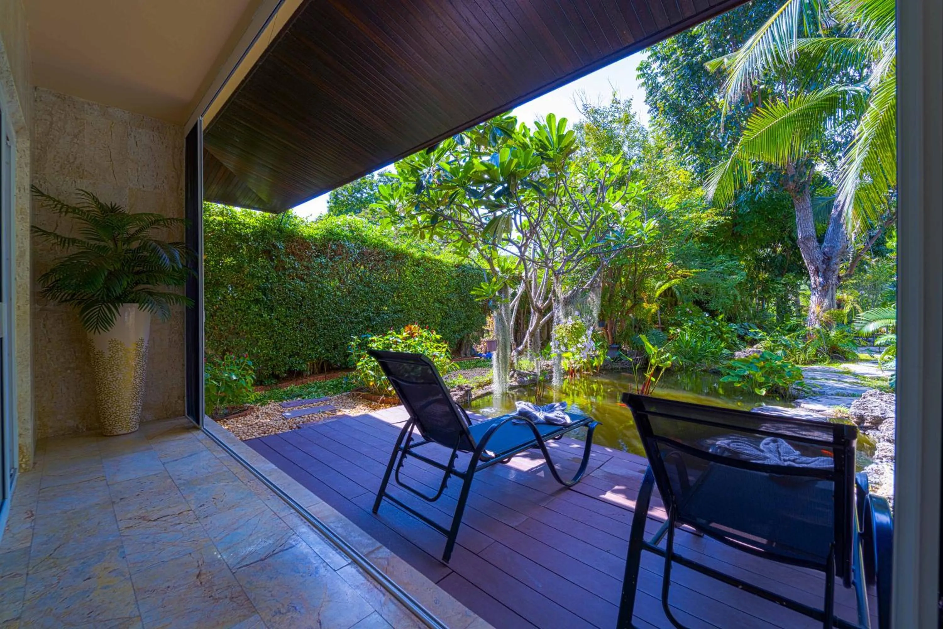 6 Bedroom Luxury Villa on Golf Course PH125