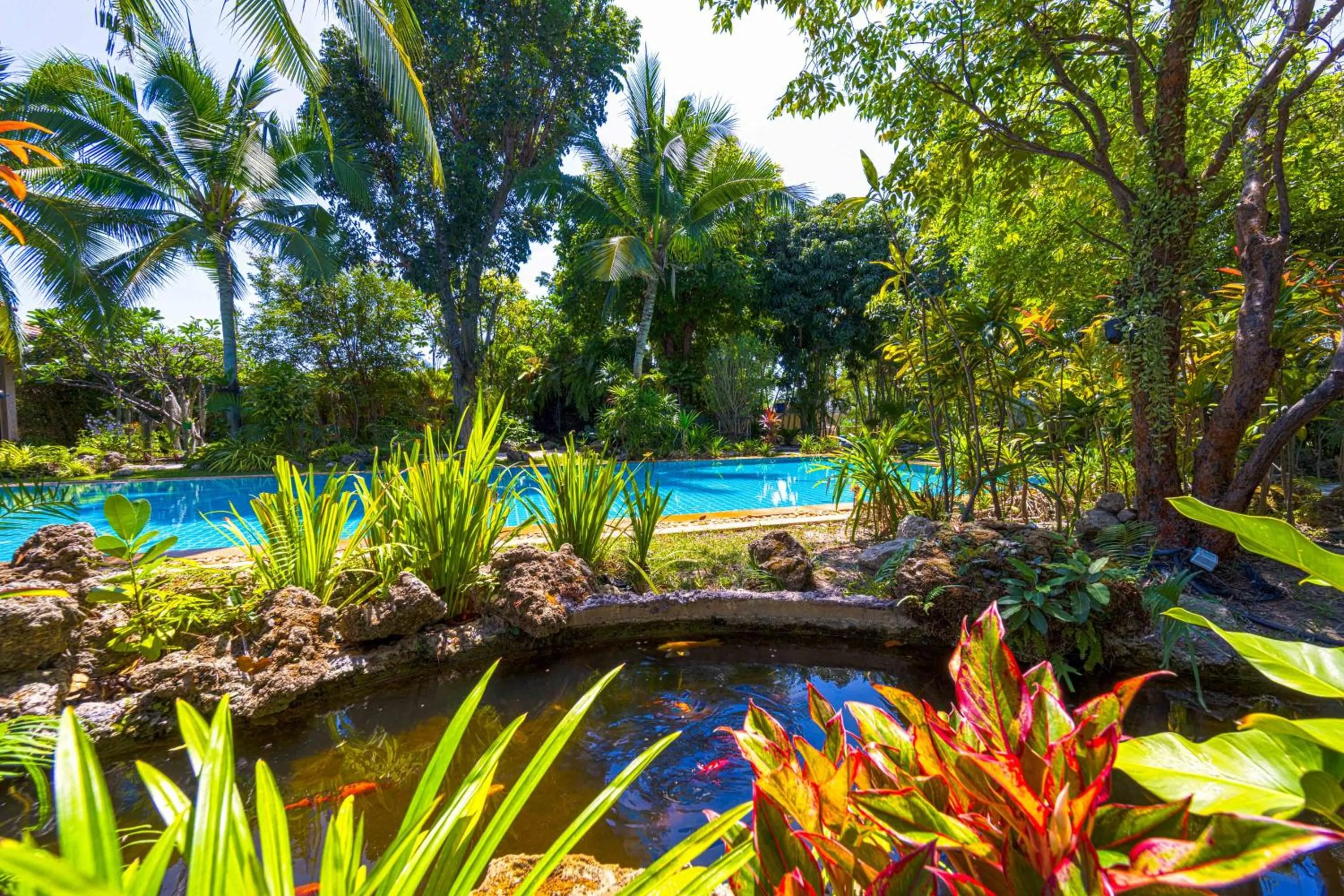 6 Bedroom Luxury Villa on Golf Course PH125