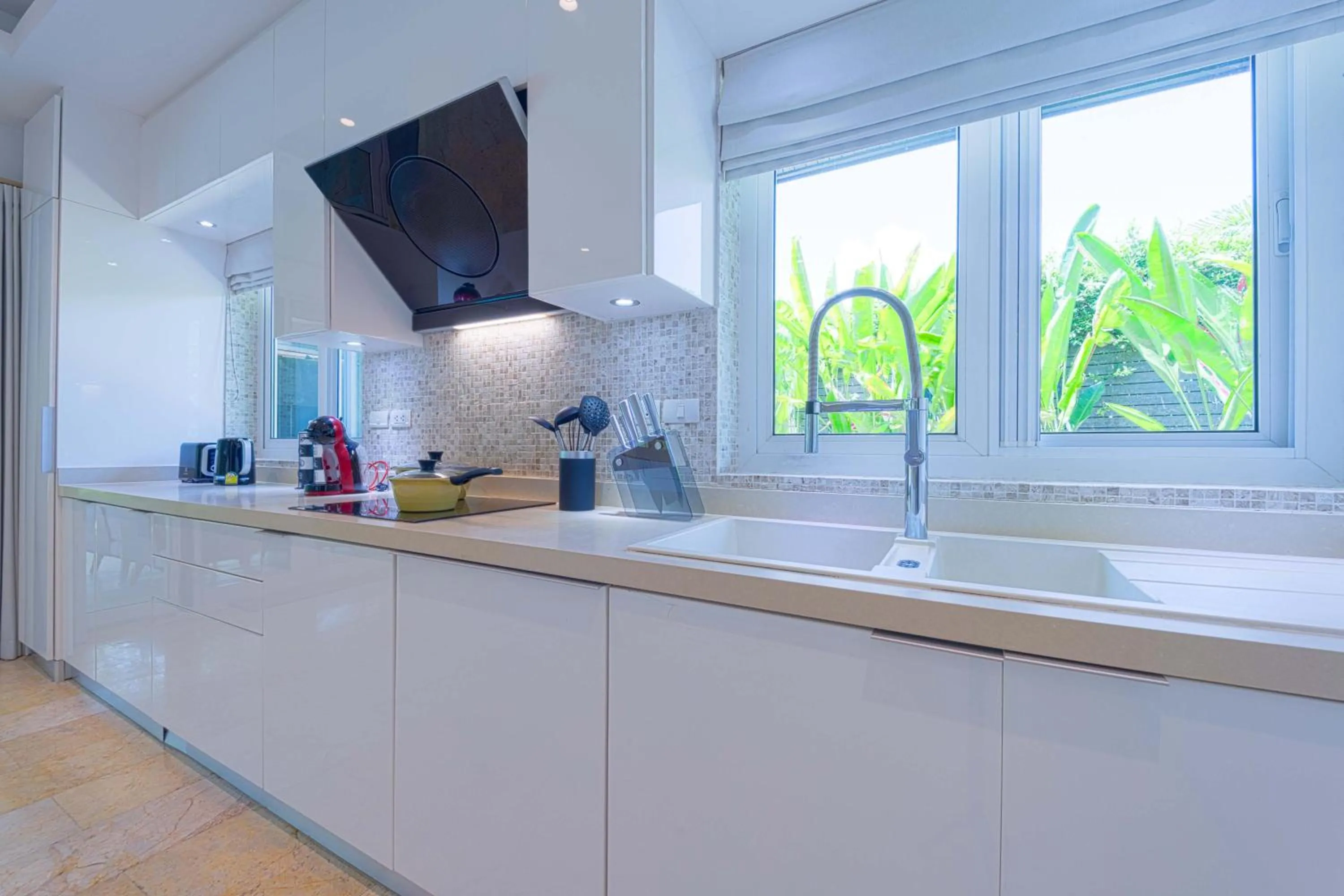6 Bedroom Luxury Villa on Golf Course PH125