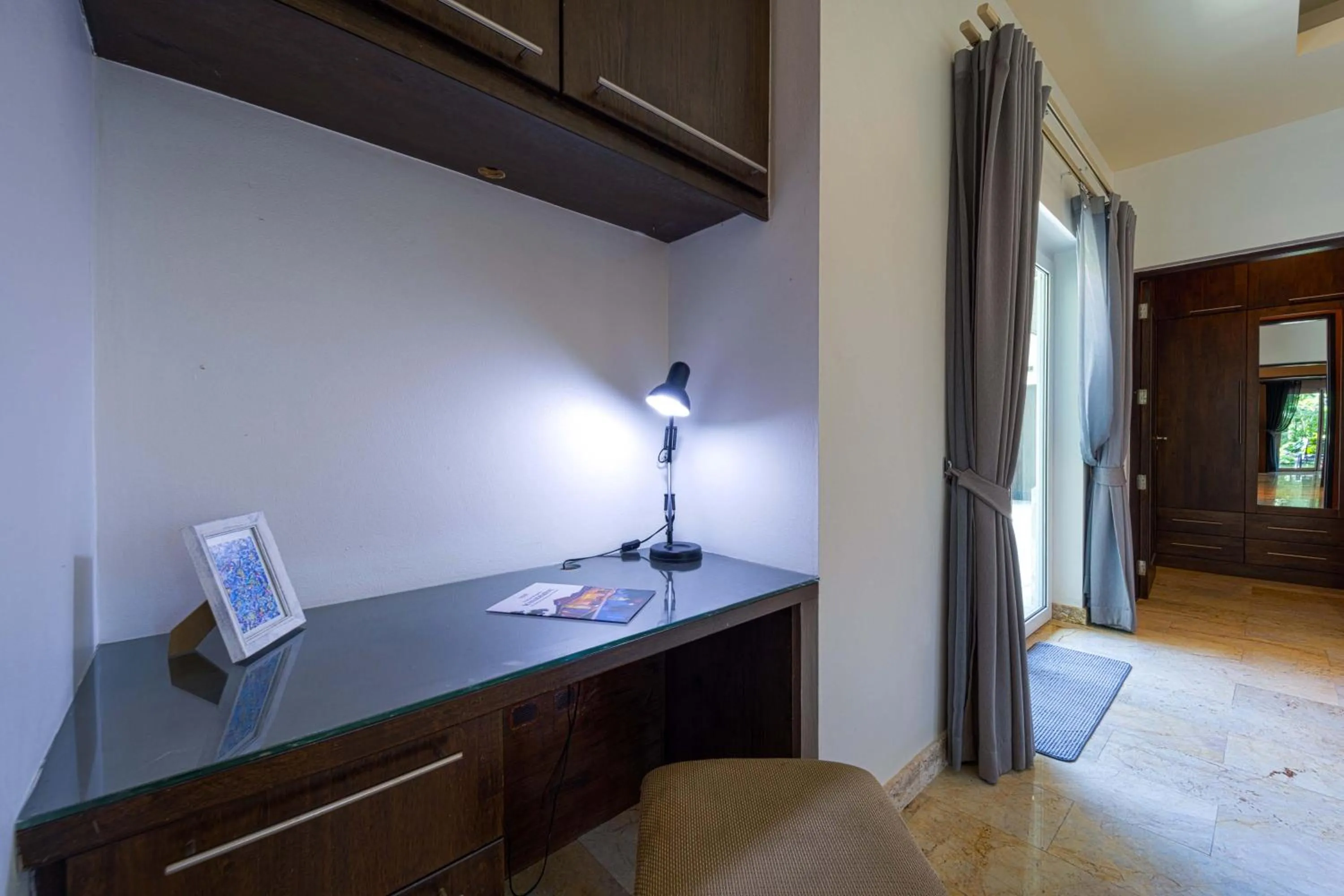 6 Bedroom Luxury Villa on Golf Course PH125