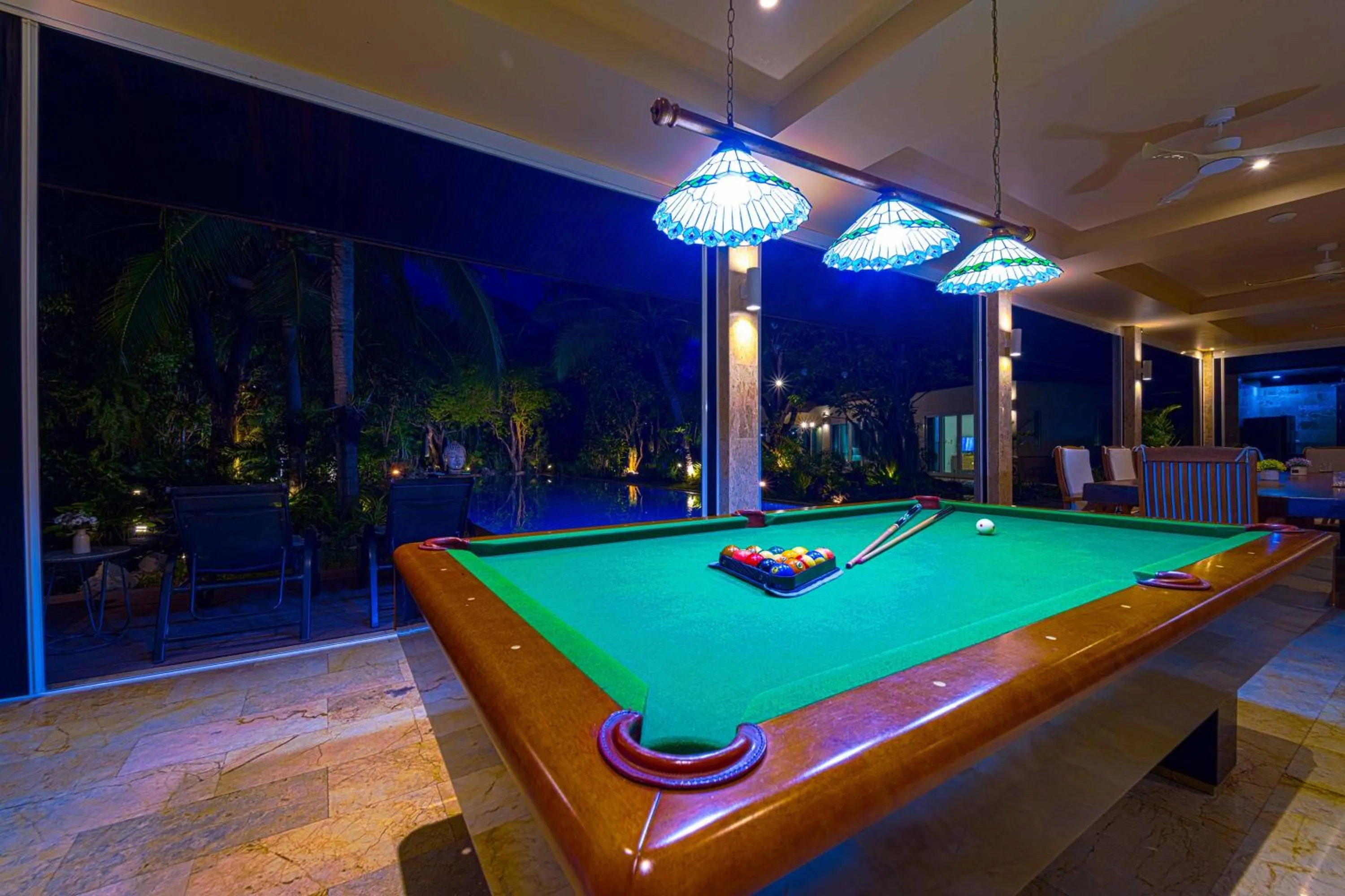 6 Bedroom Luxury Villa on Golf Course PH125