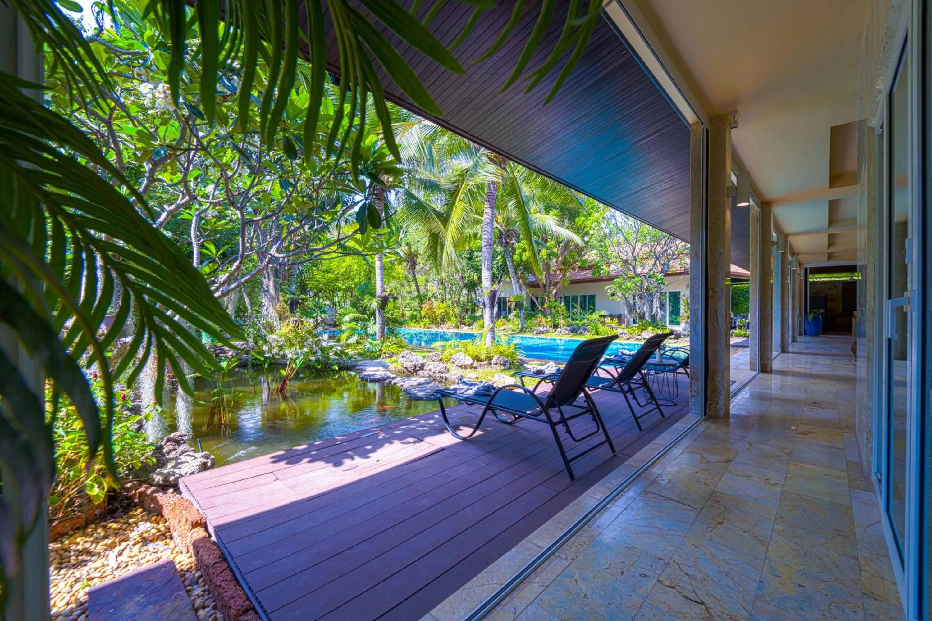 6 Bedroom Luxury Villa on Golf Course PH125
