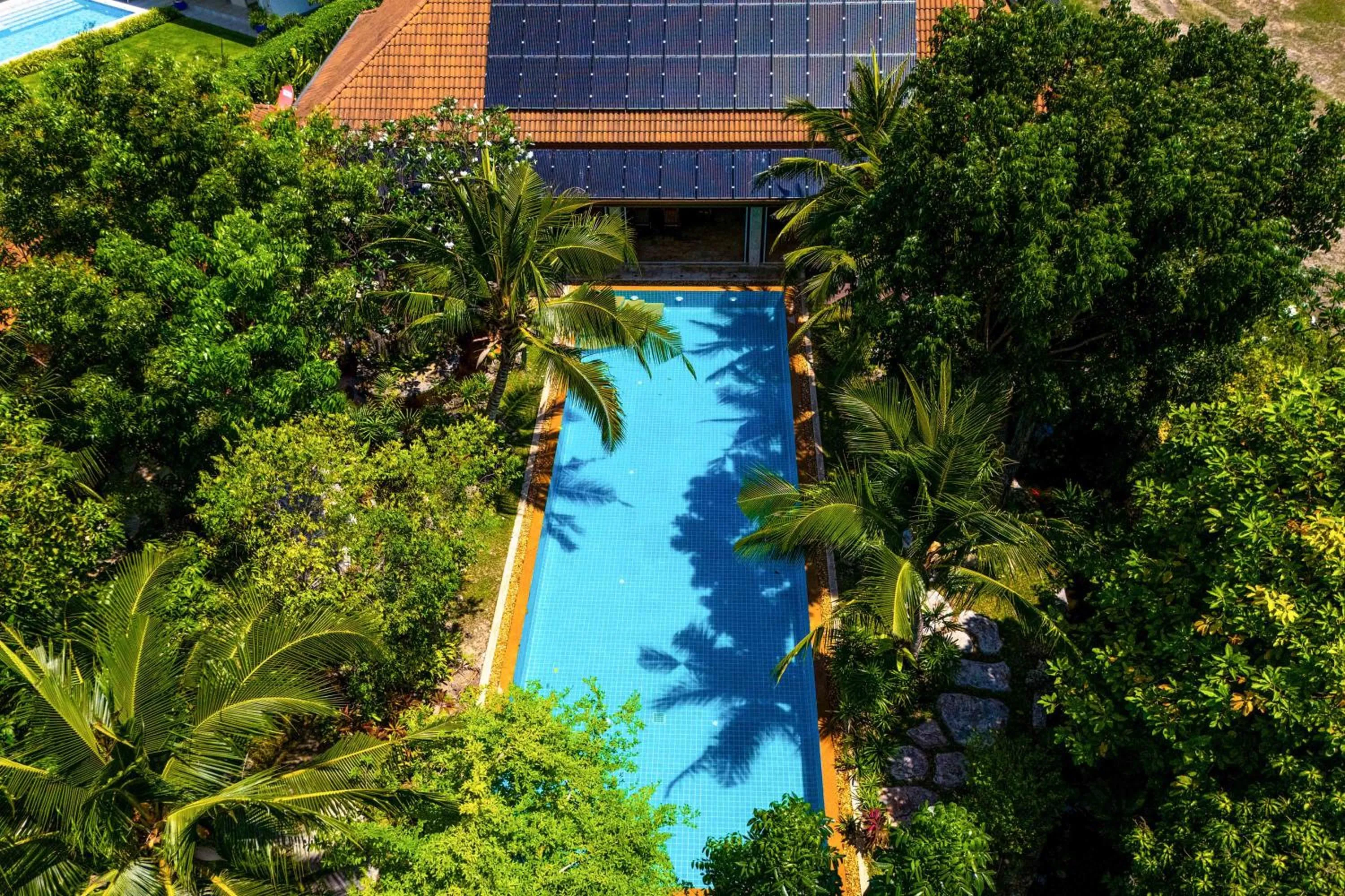 6 Bedroom Luxury Villa on Golf Course PH125