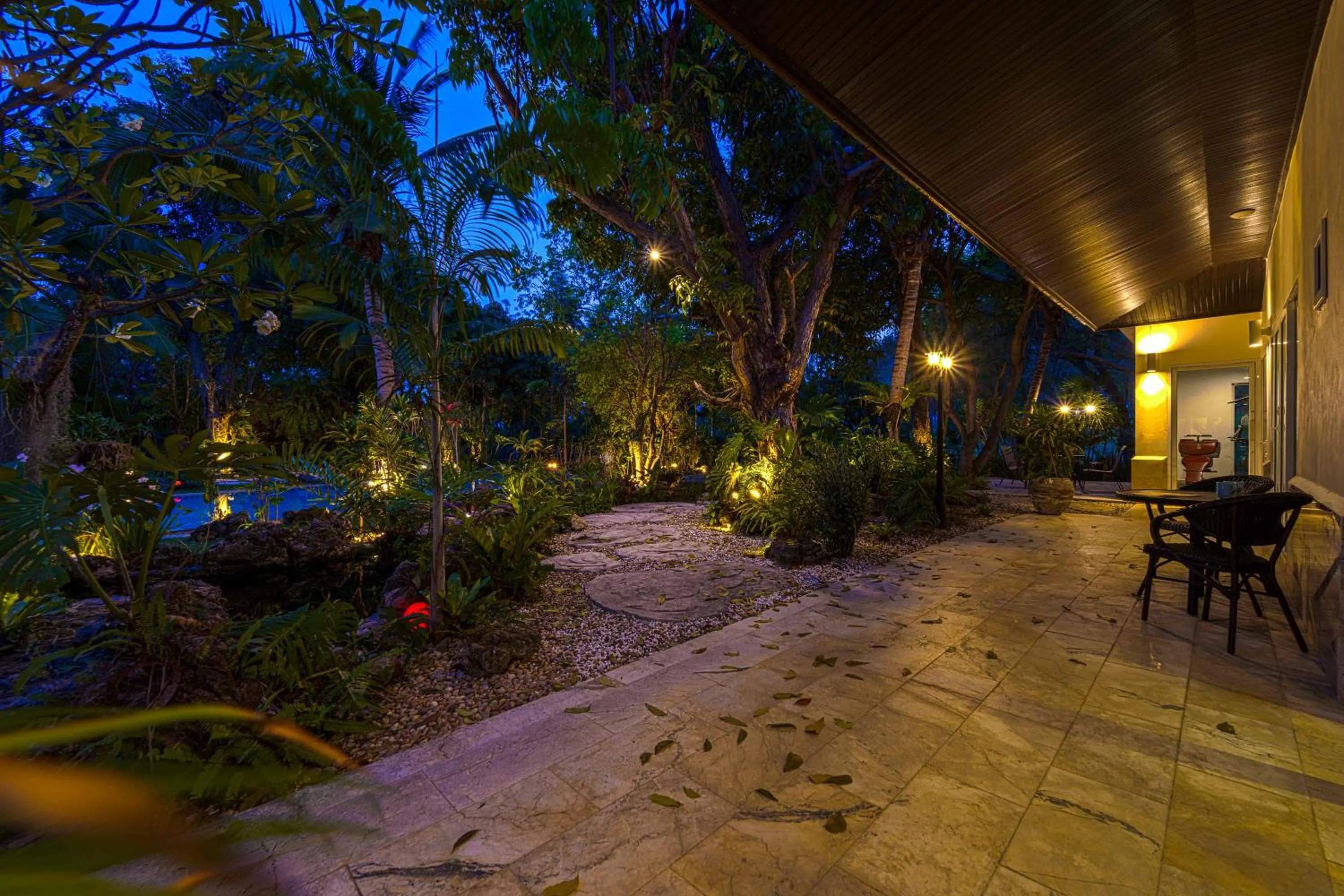 6 Bedroom Luxury Villa on Golf Course PH125