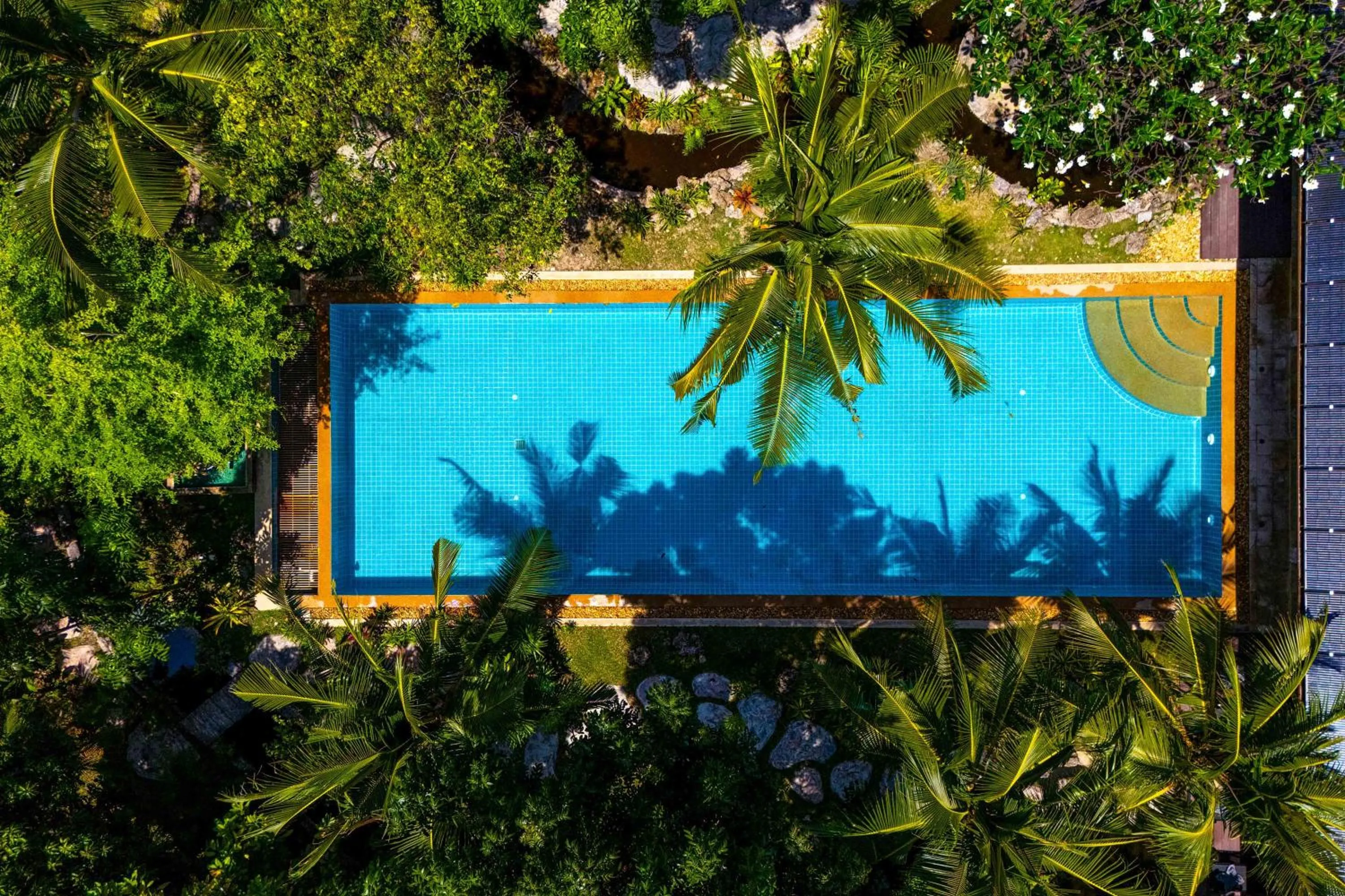 6 Bedroom Luxury Villa on Golf Course PH125
