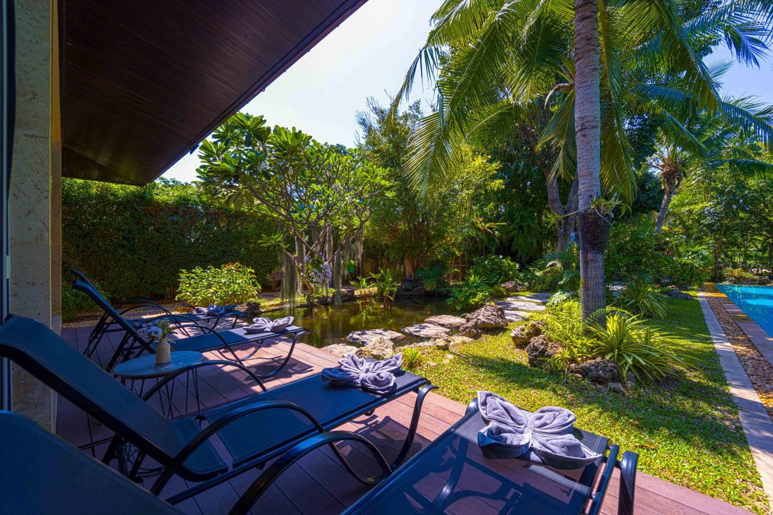 6 Bedroom Luxury Villa on Golf Course PH125