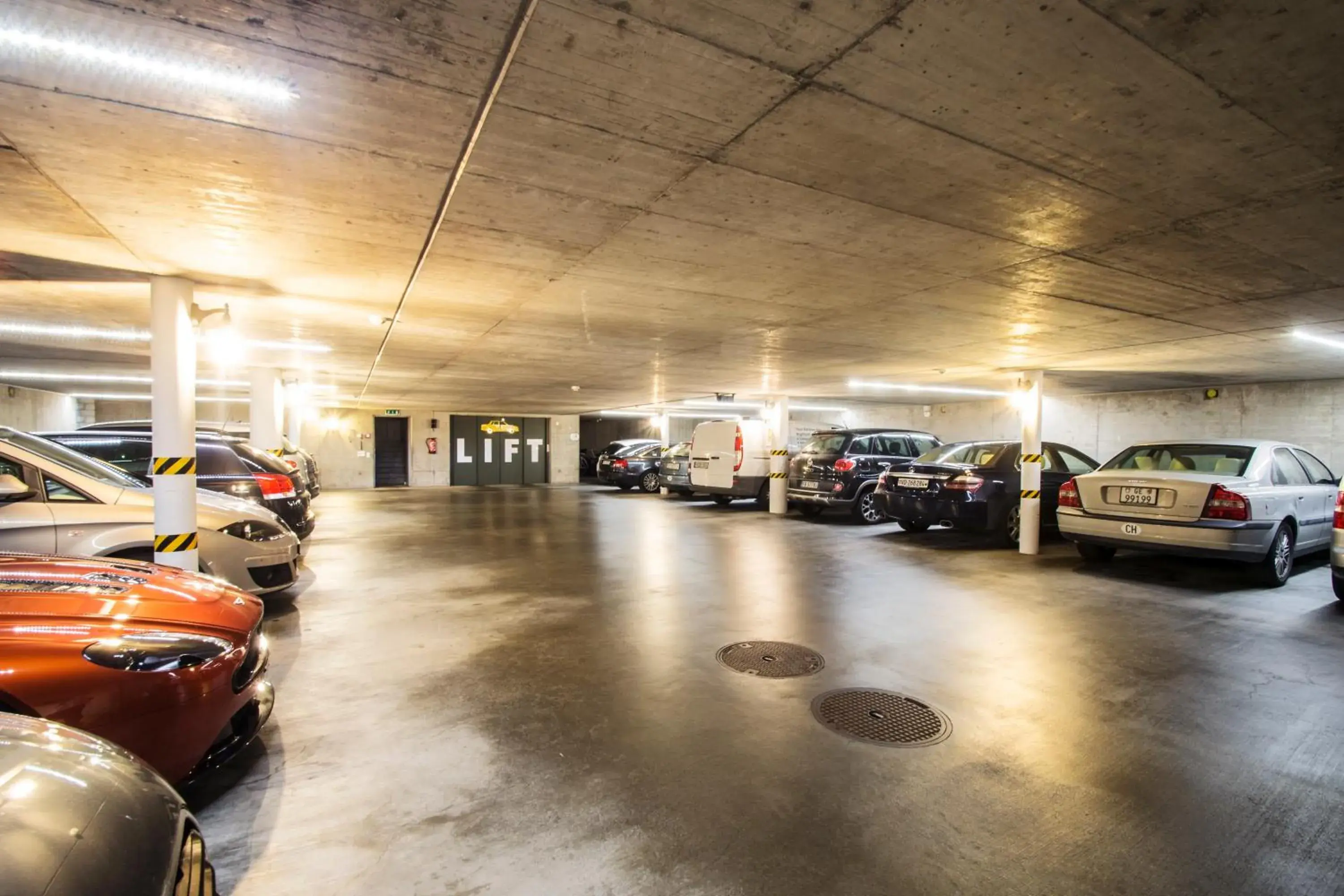 Property building in International au Lac Historic Lakeside Hotel Property building in International au Lac Historic Lakeside Hotel