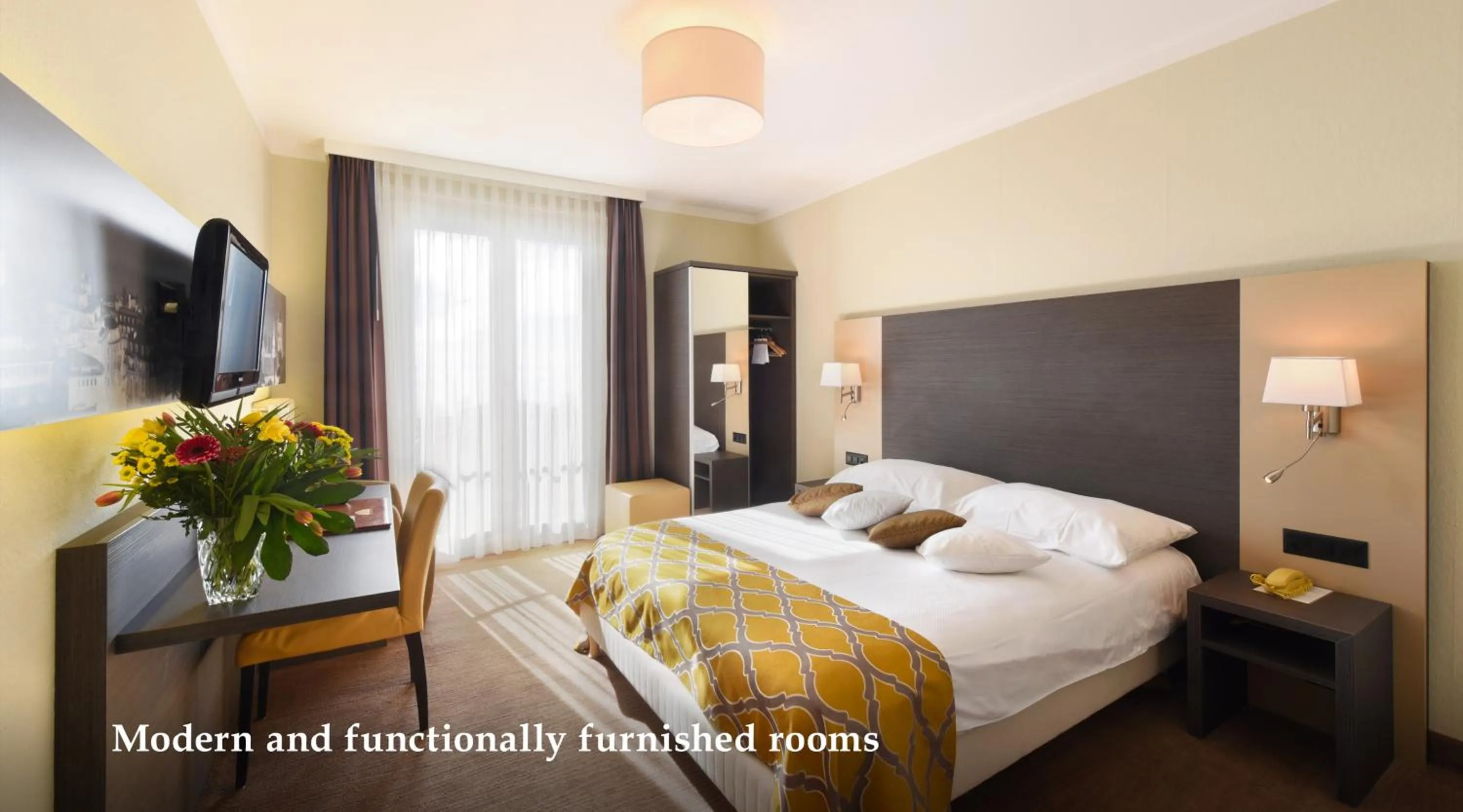 Photo of the whole room, Bed in Hôtel Bellerive