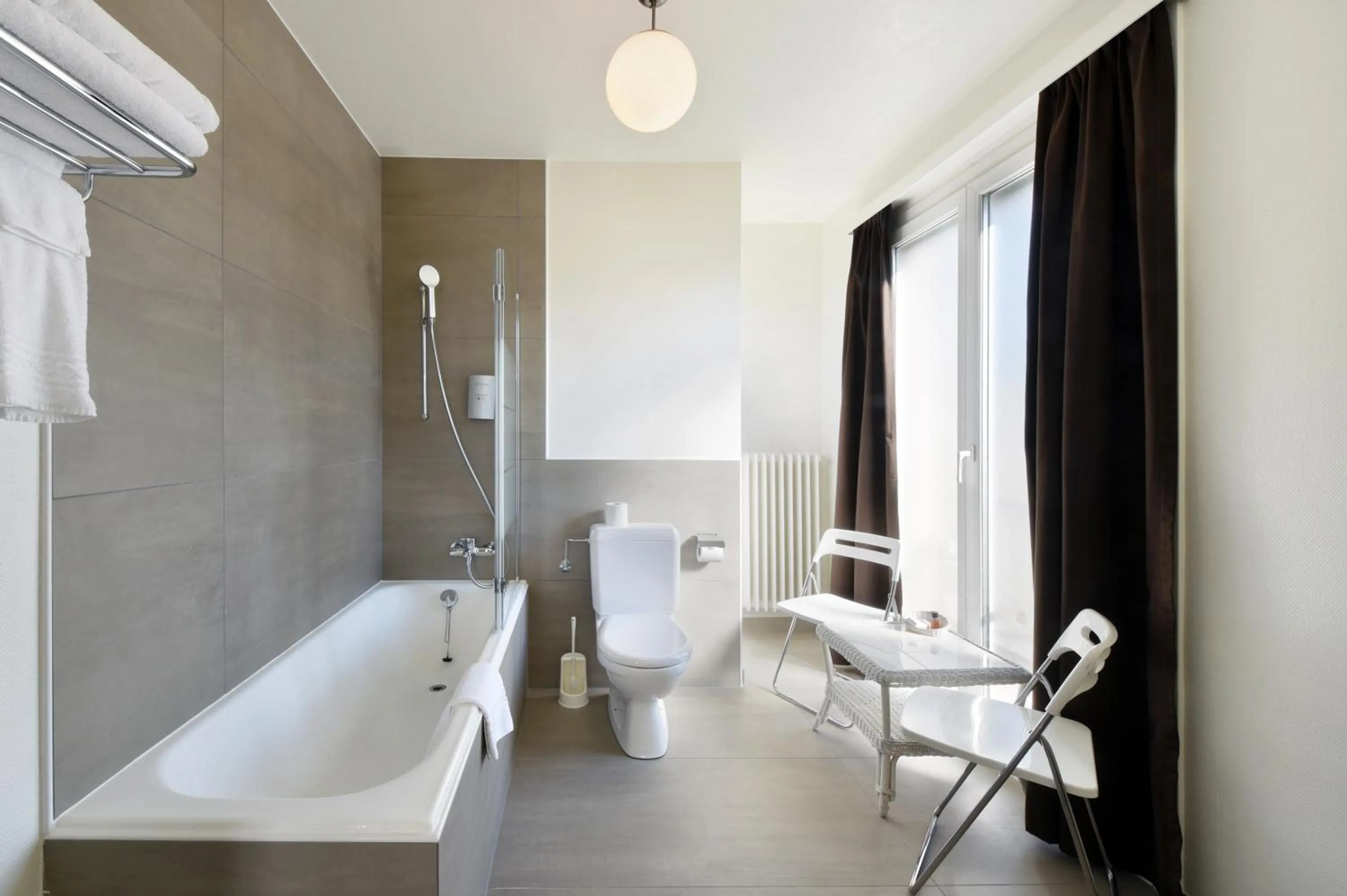 Bathroom in Hôtel Bellerive