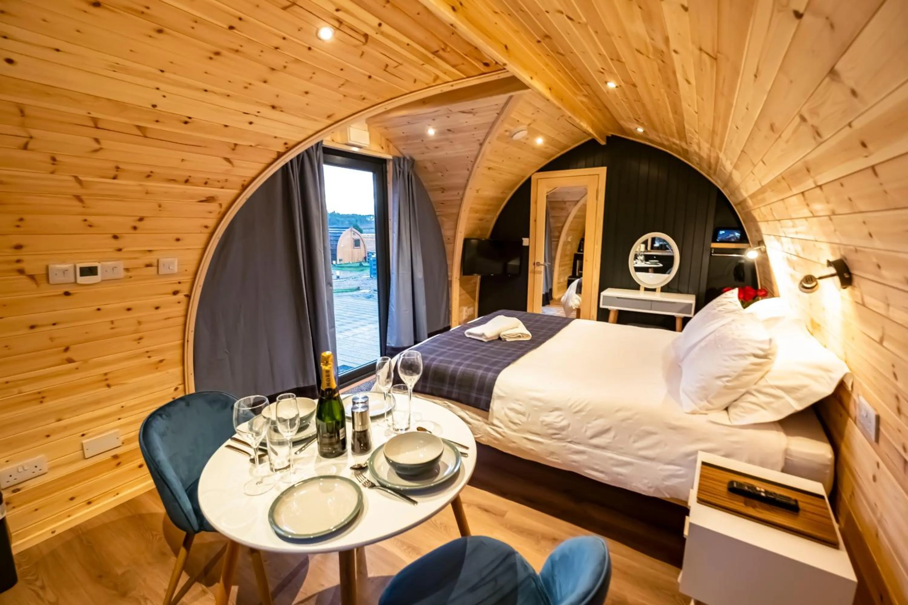 Photo of the whole room, Bed in North Coast 500 Pods - Brora