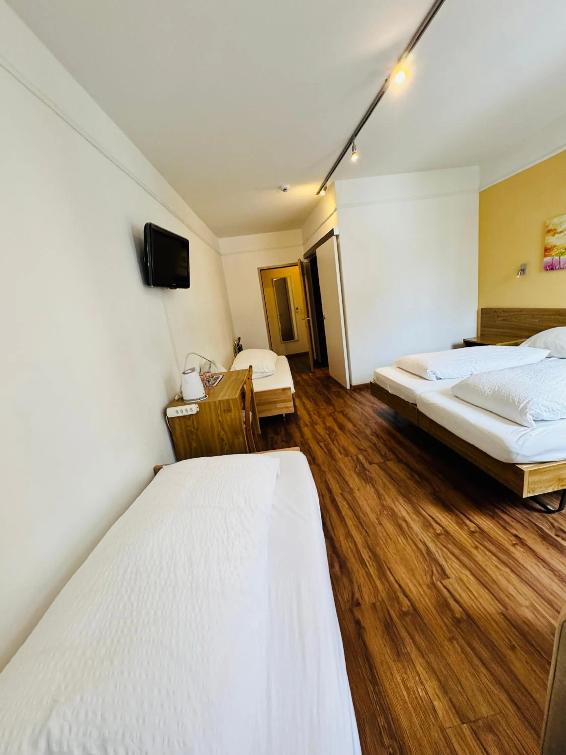 Bed in Hotel Toscana