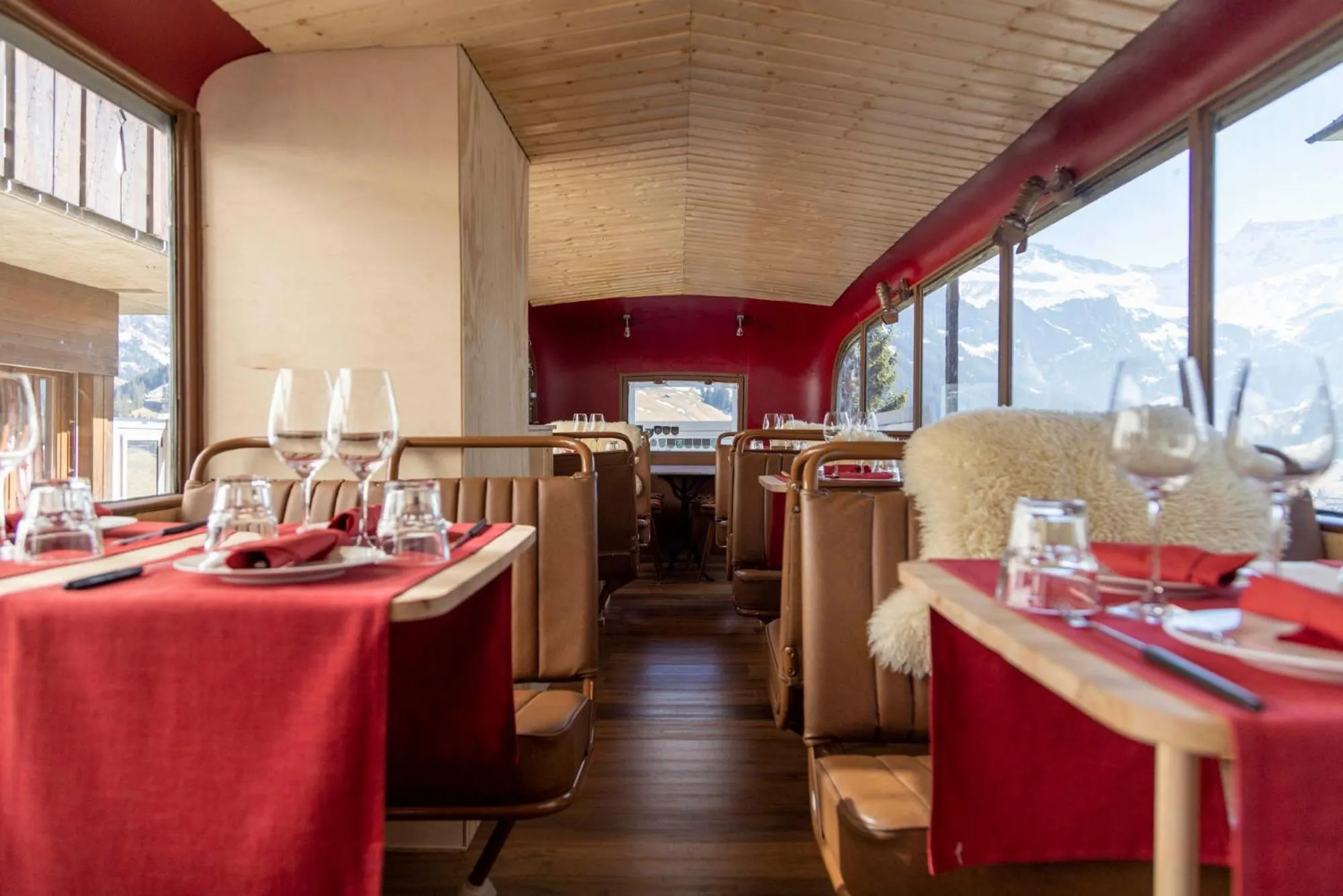 Restaurant/places to eat in Chalet-Hotel Beau-Site