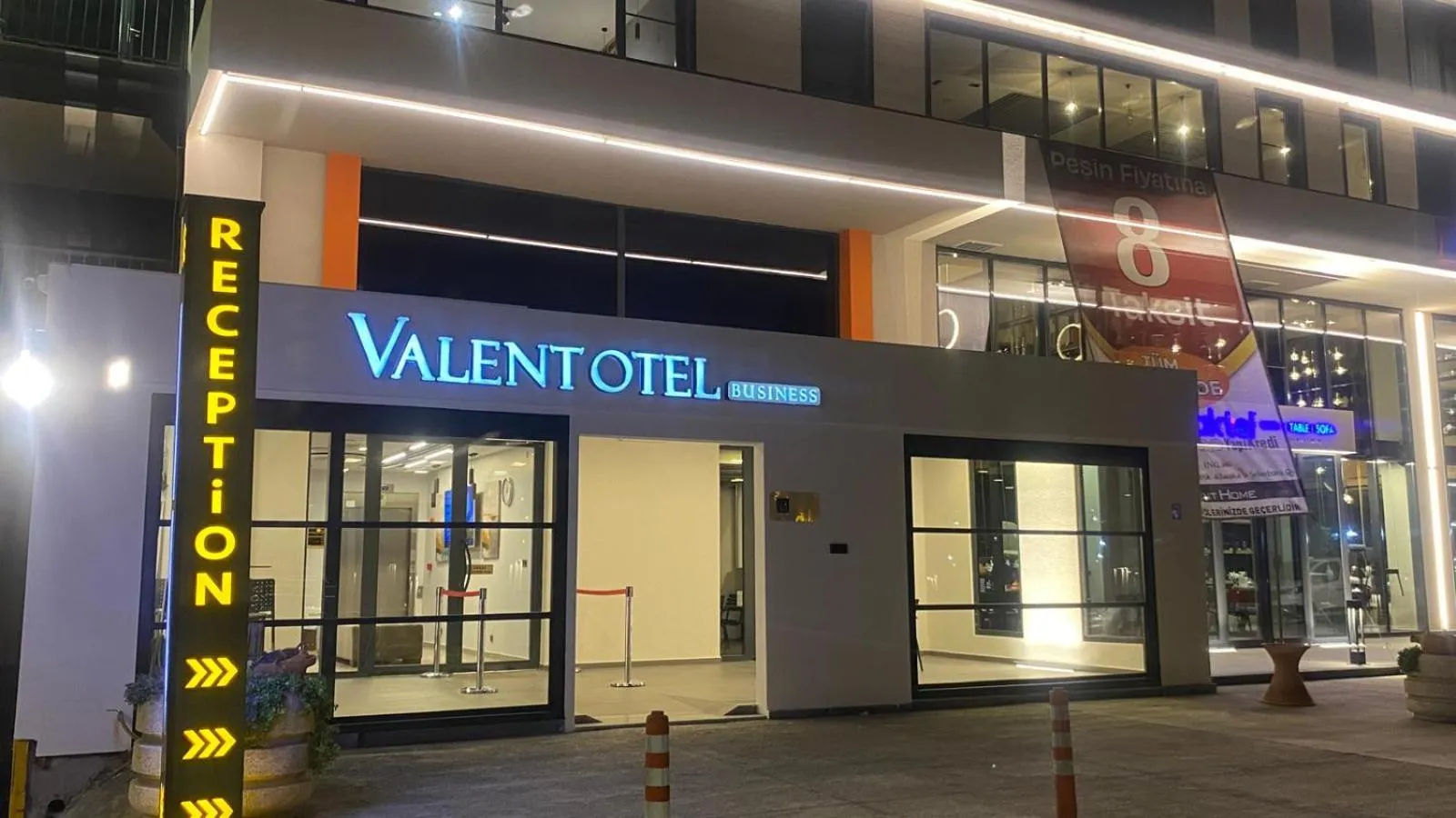 Property building in VALENT OTEL BUSINESS