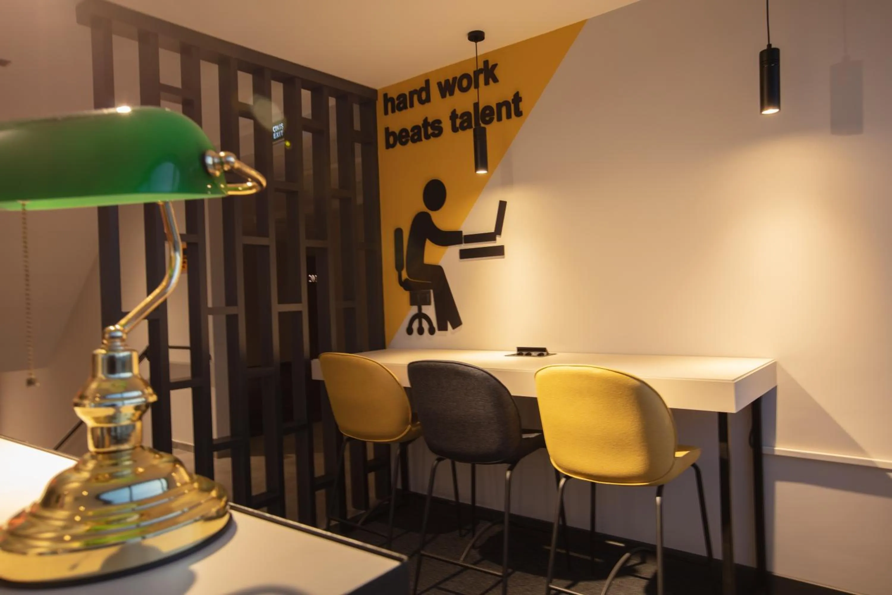 Property building in VALENT OTEL BUSINESS