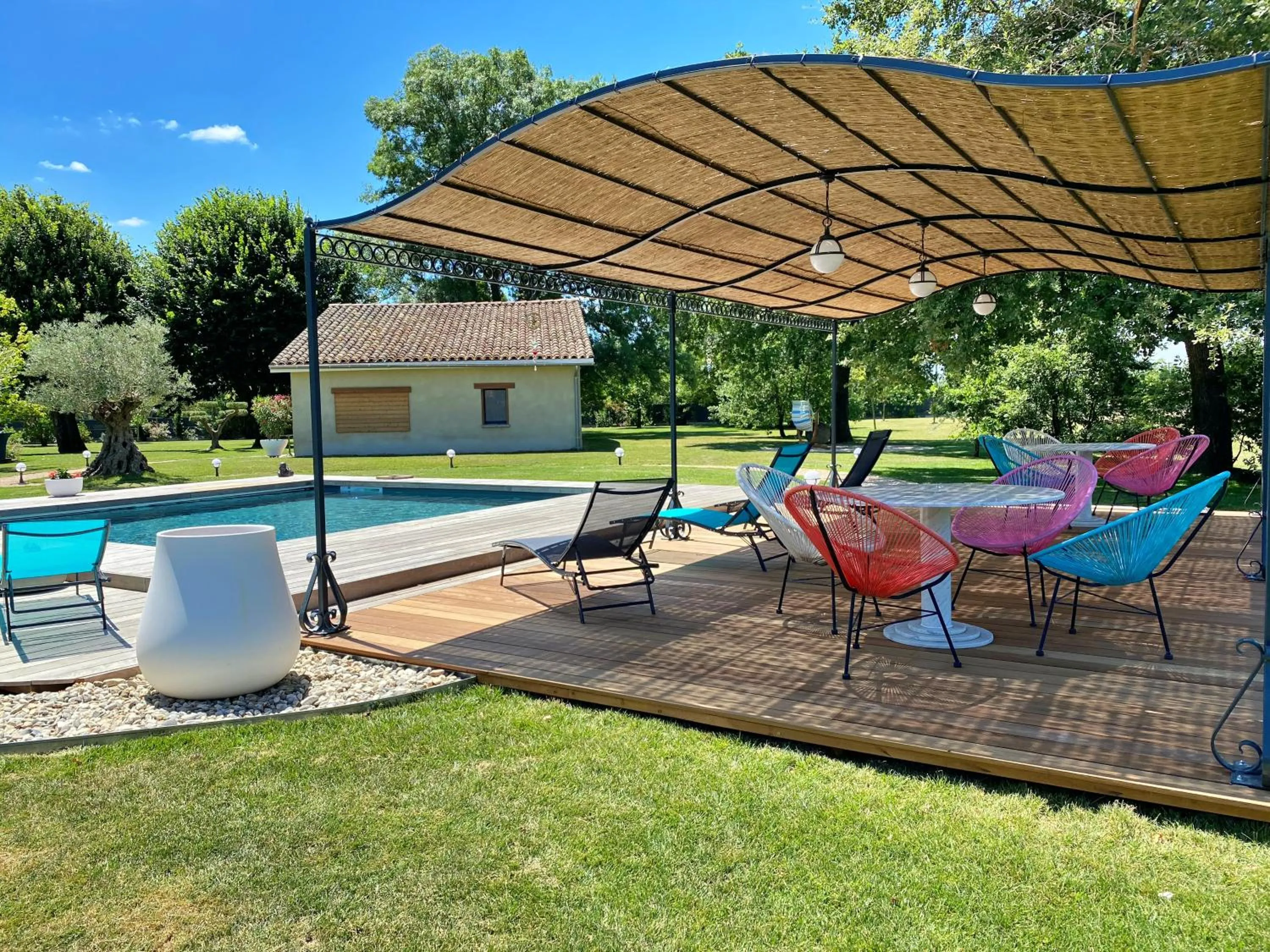 Swimming pool in Ô gré des sens