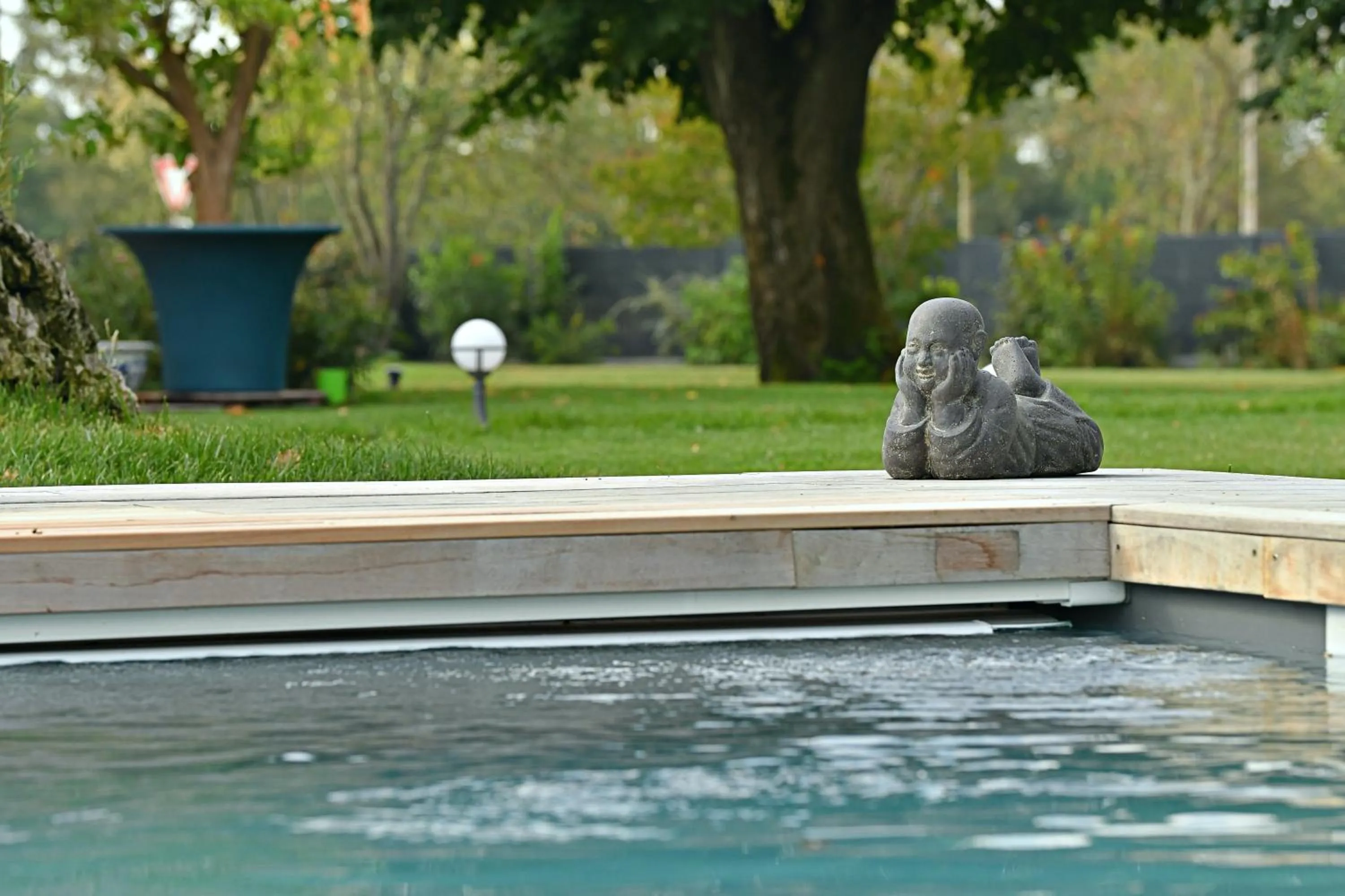 Swimming pool in Ô gré des sens