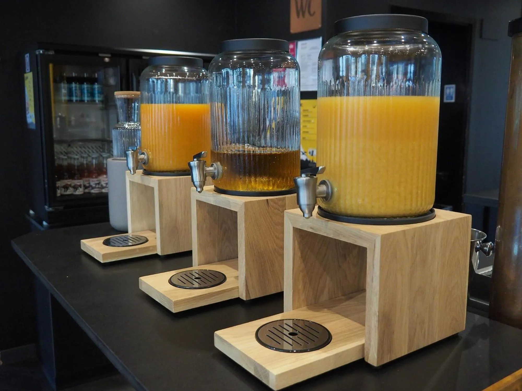 Continental breakfast in Hôtel Des Arts